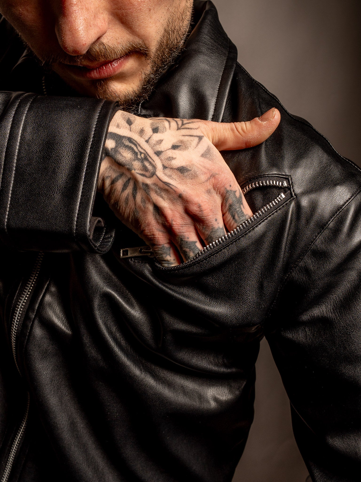 JACKET ZIPPED