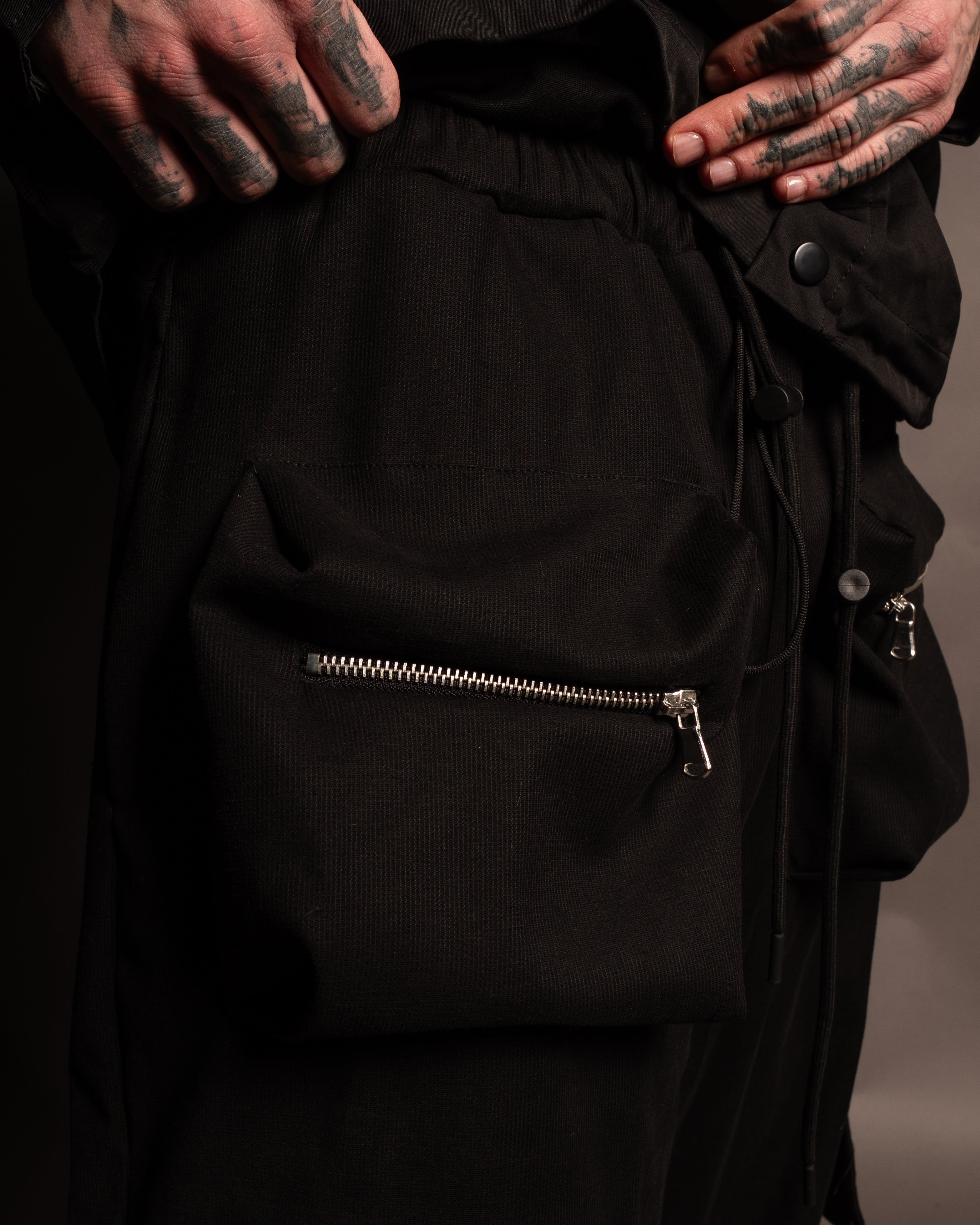PANTALONE CARGO BLACK CIRCUS