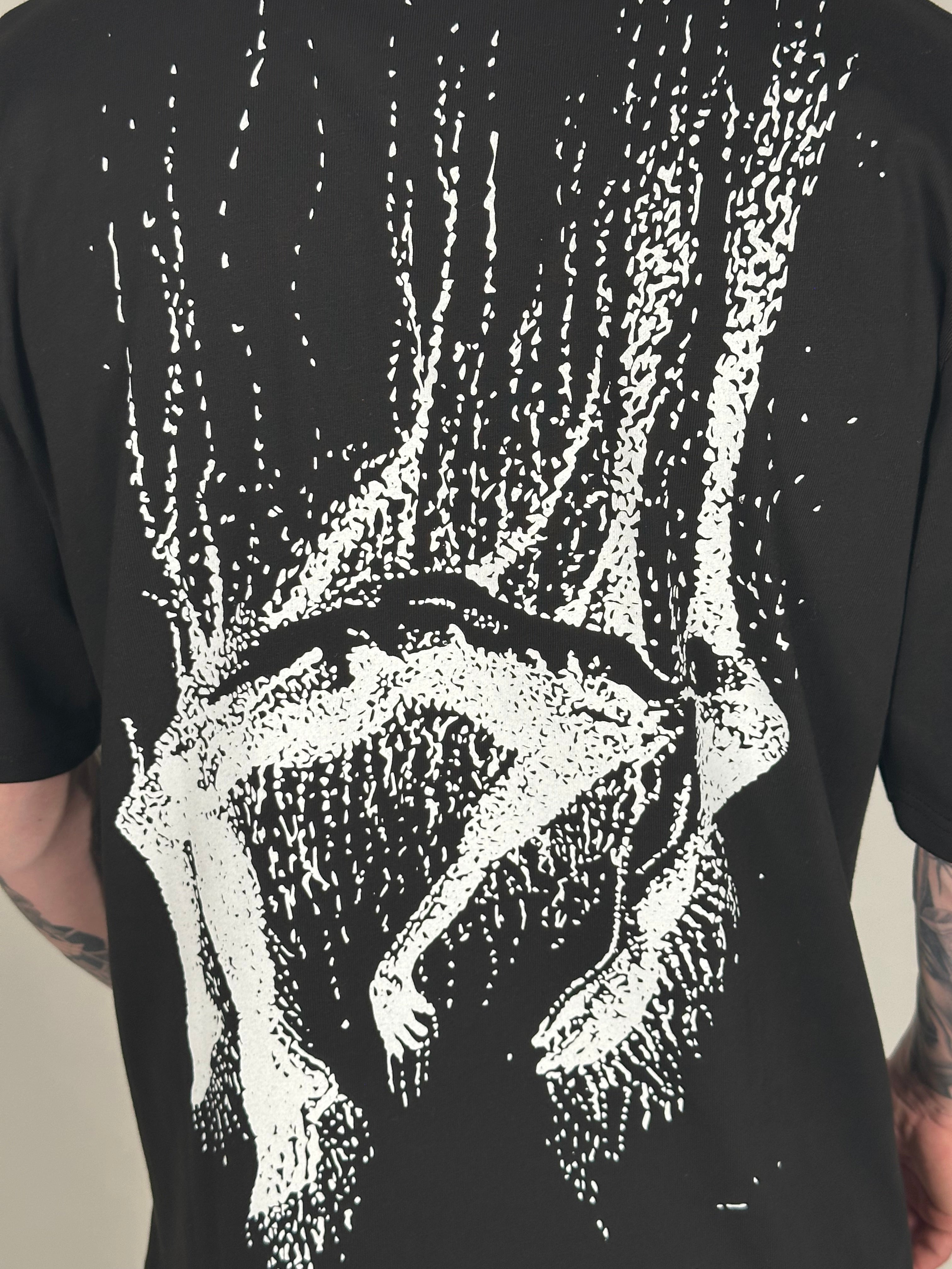 T-SHIRT REBORN
