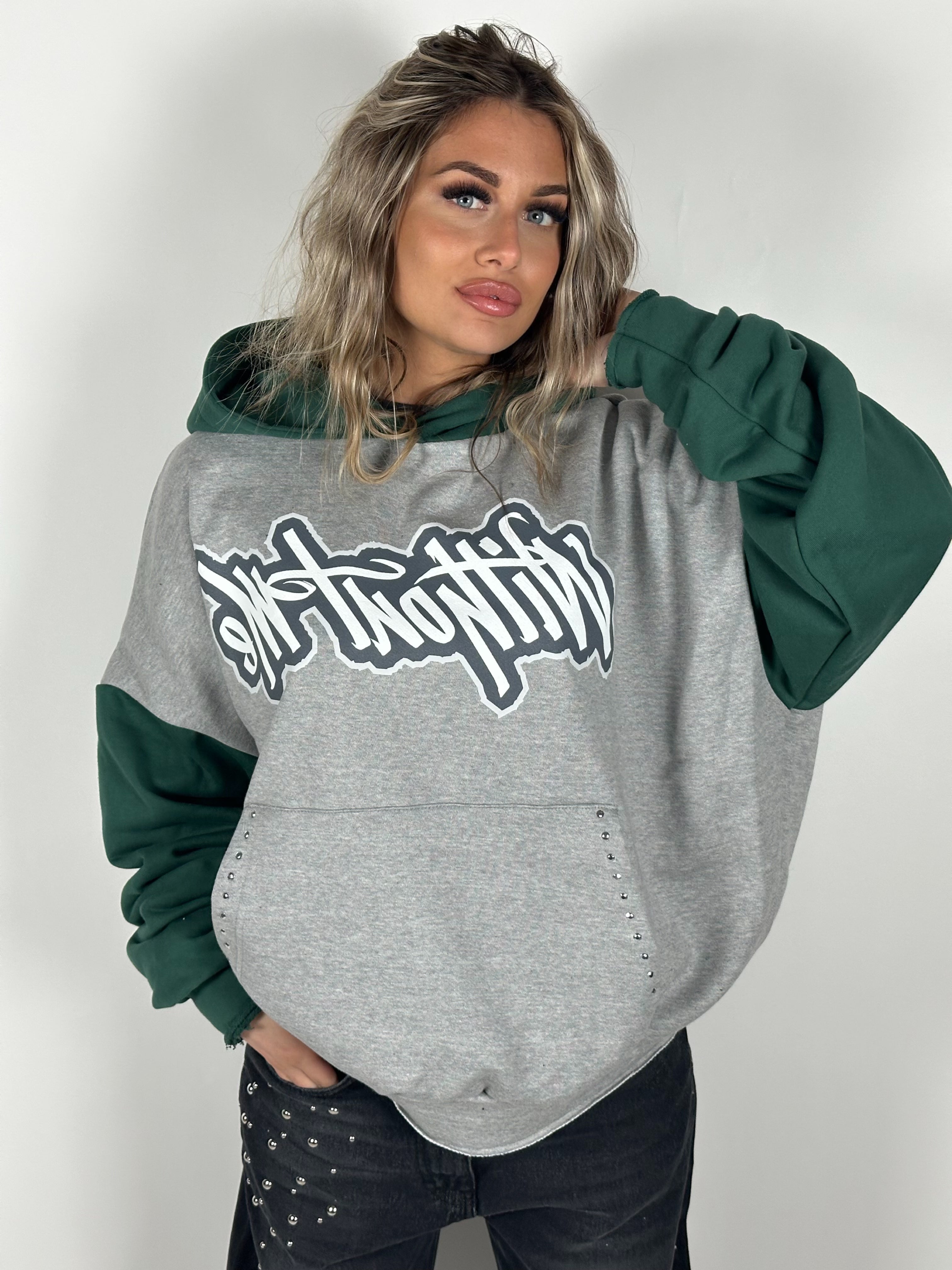 FELPA HOODIE WITHOUT ME