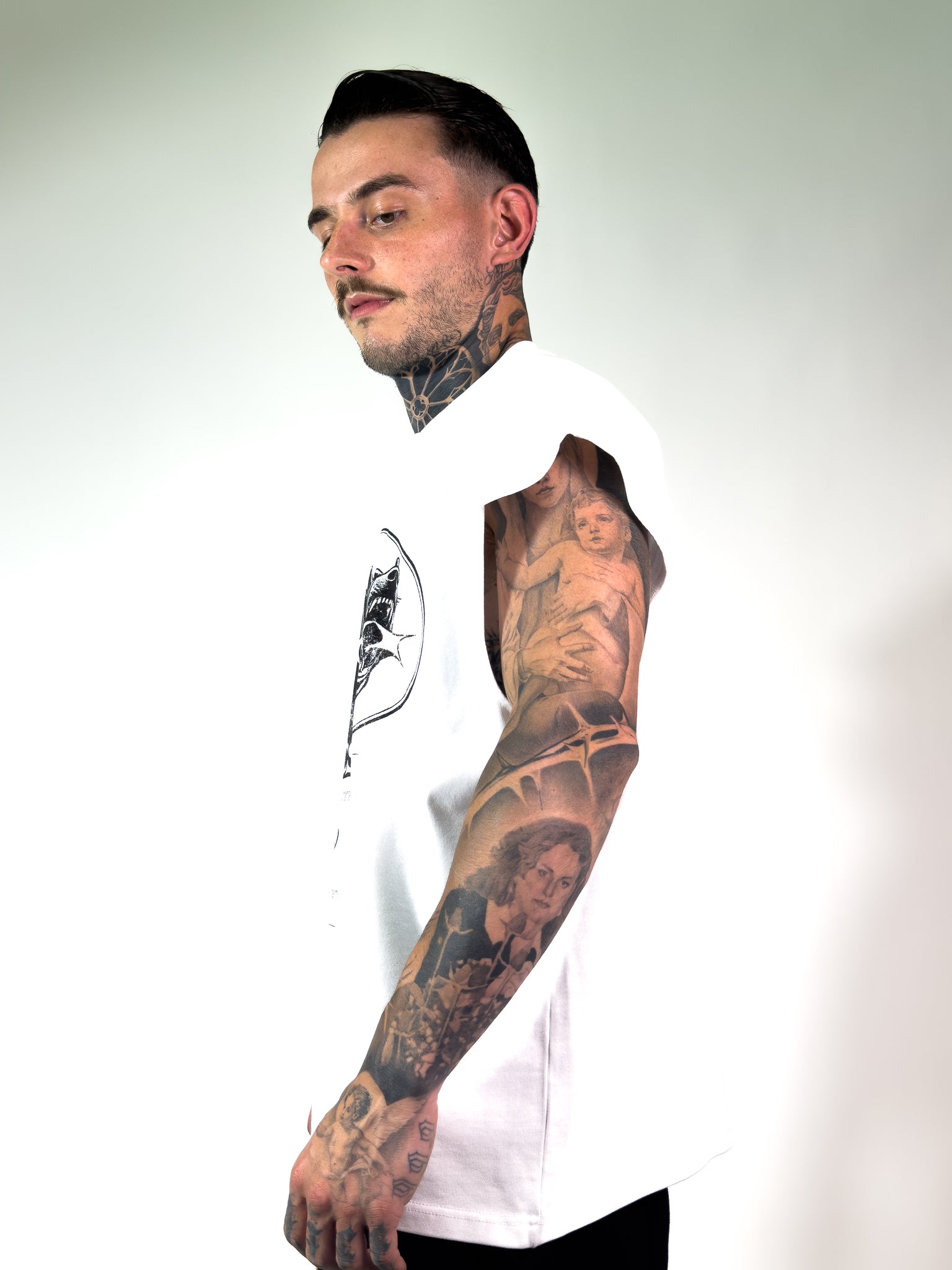 T-VEST BLACKCIRCUS