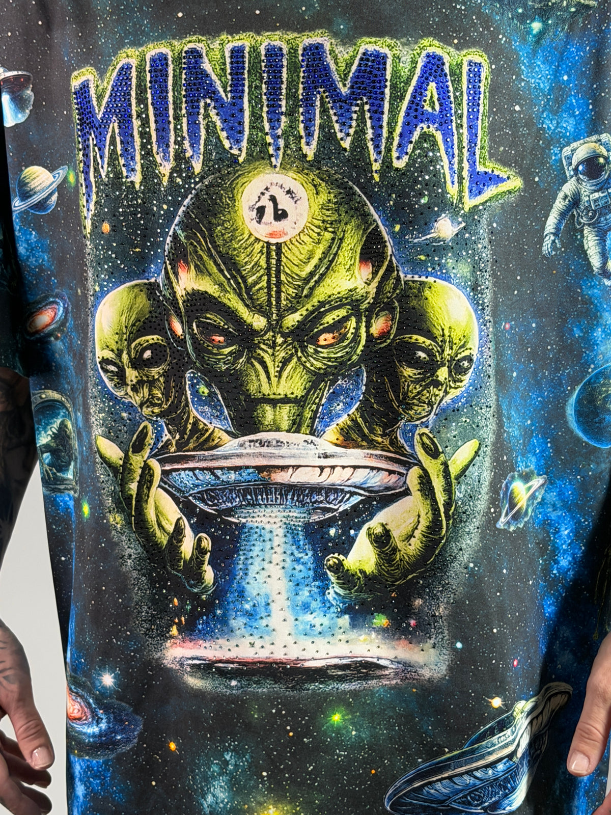 T-SHIRT ALIEN MINIMAL