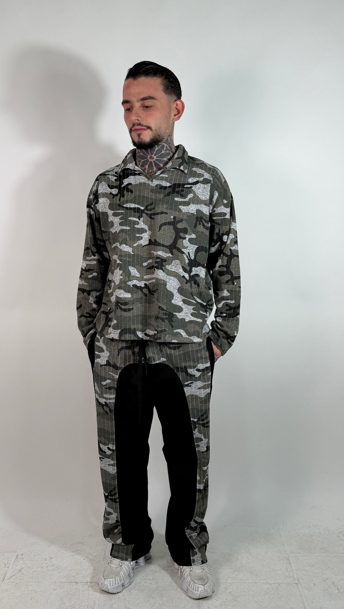 LOOK MILITARY FEAR