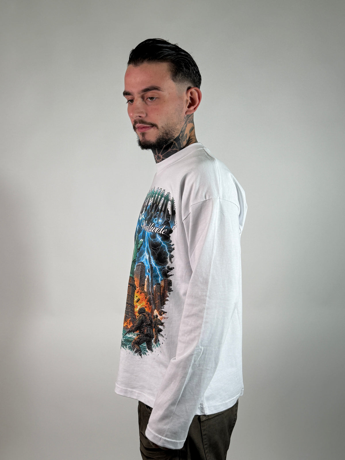 LONG SLEEVE WORLD