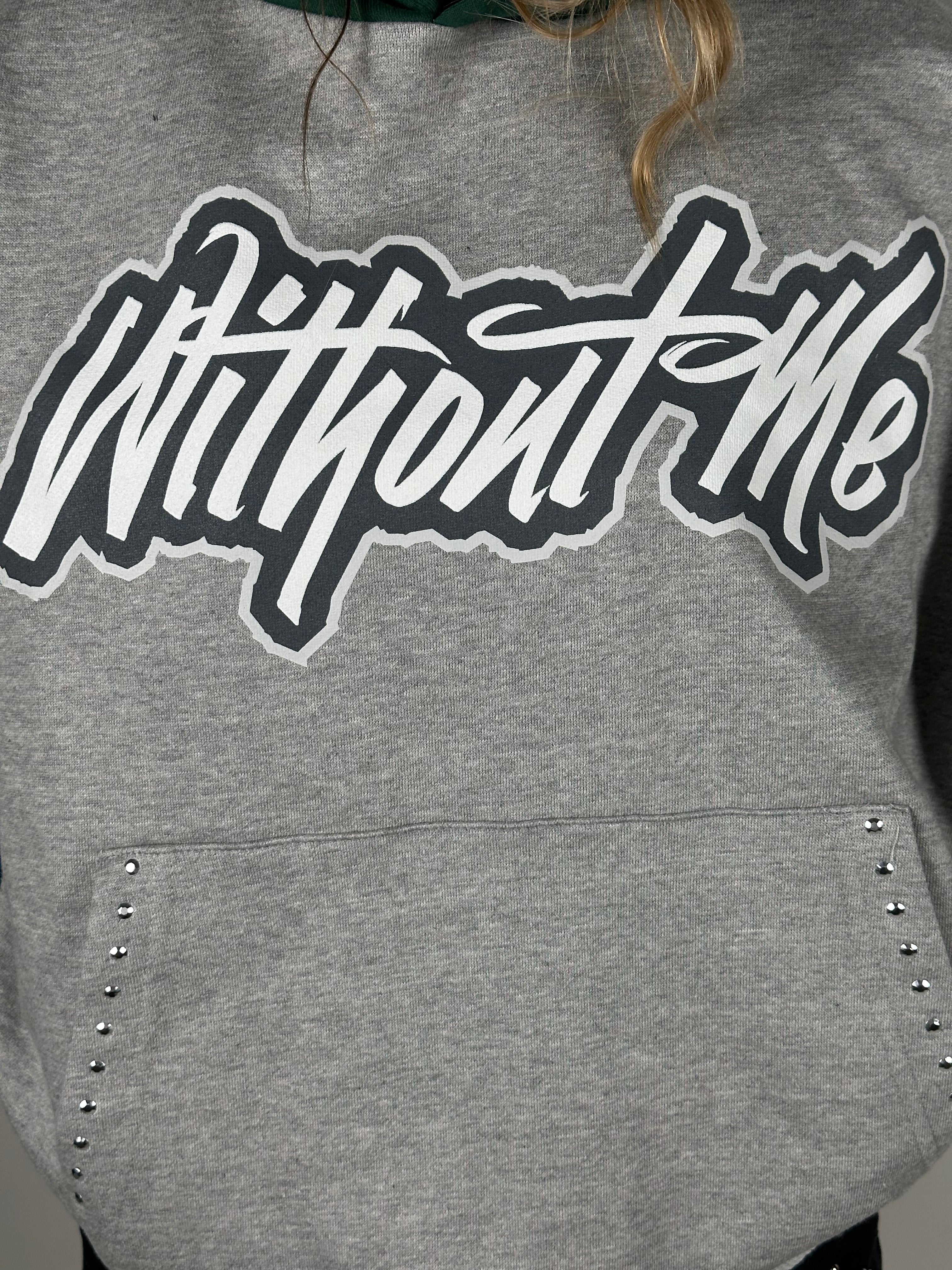 FELPA HOODIE WITHOUT ME