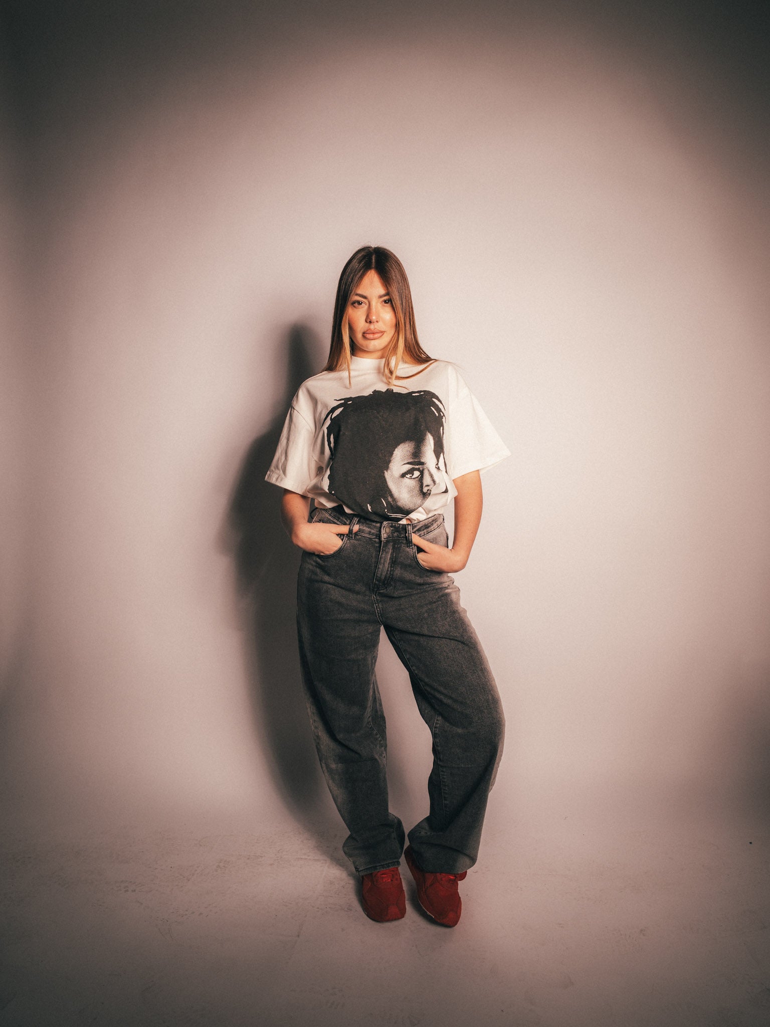 T-SHIRT SHE