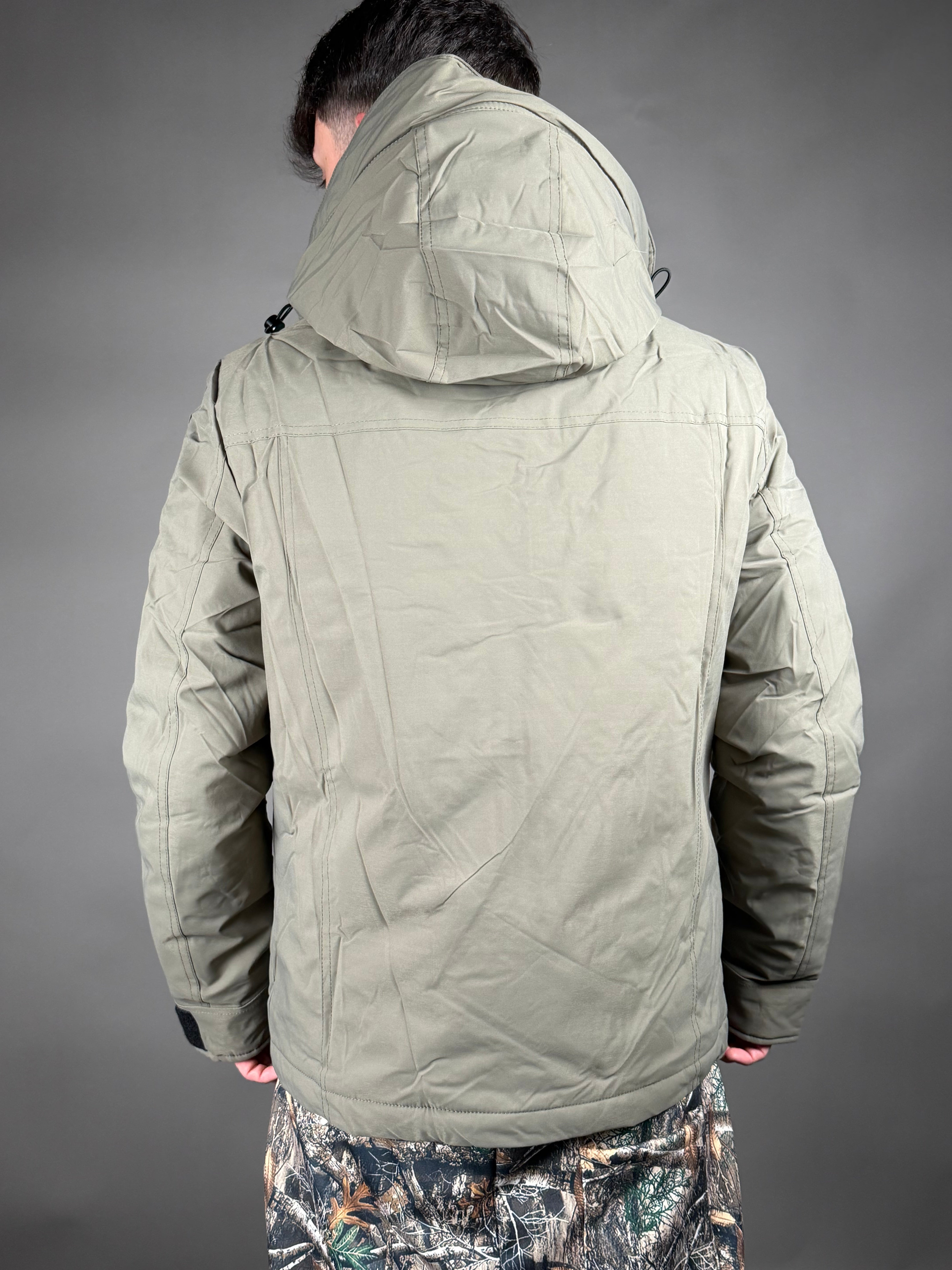 JACKET EXPLORER