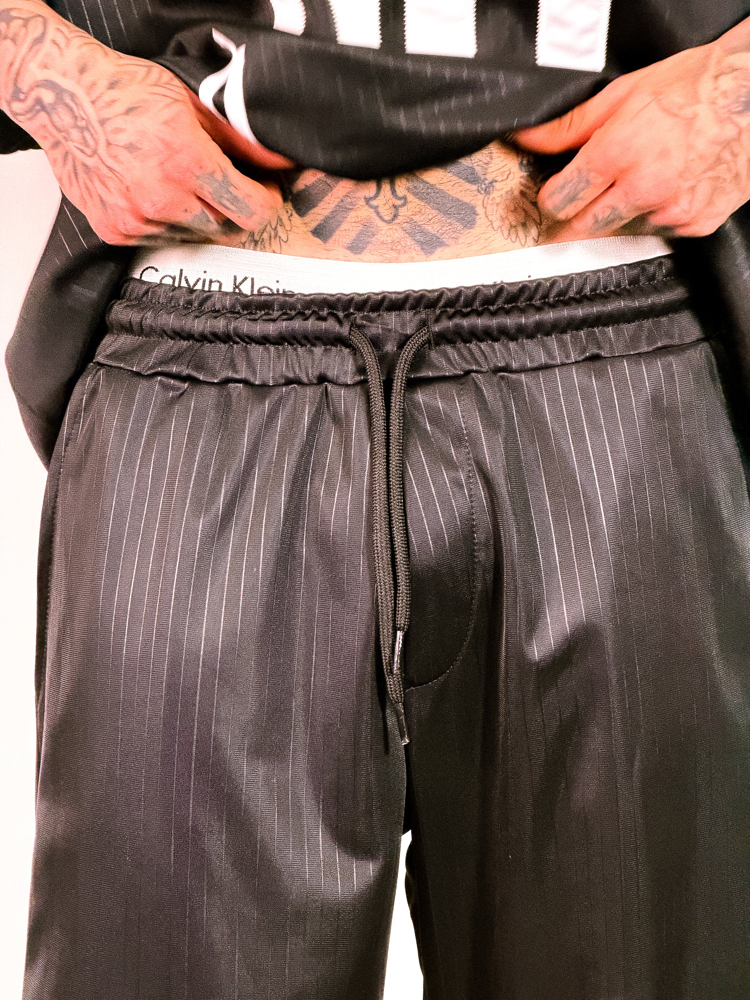 LOOK 00 BLACK