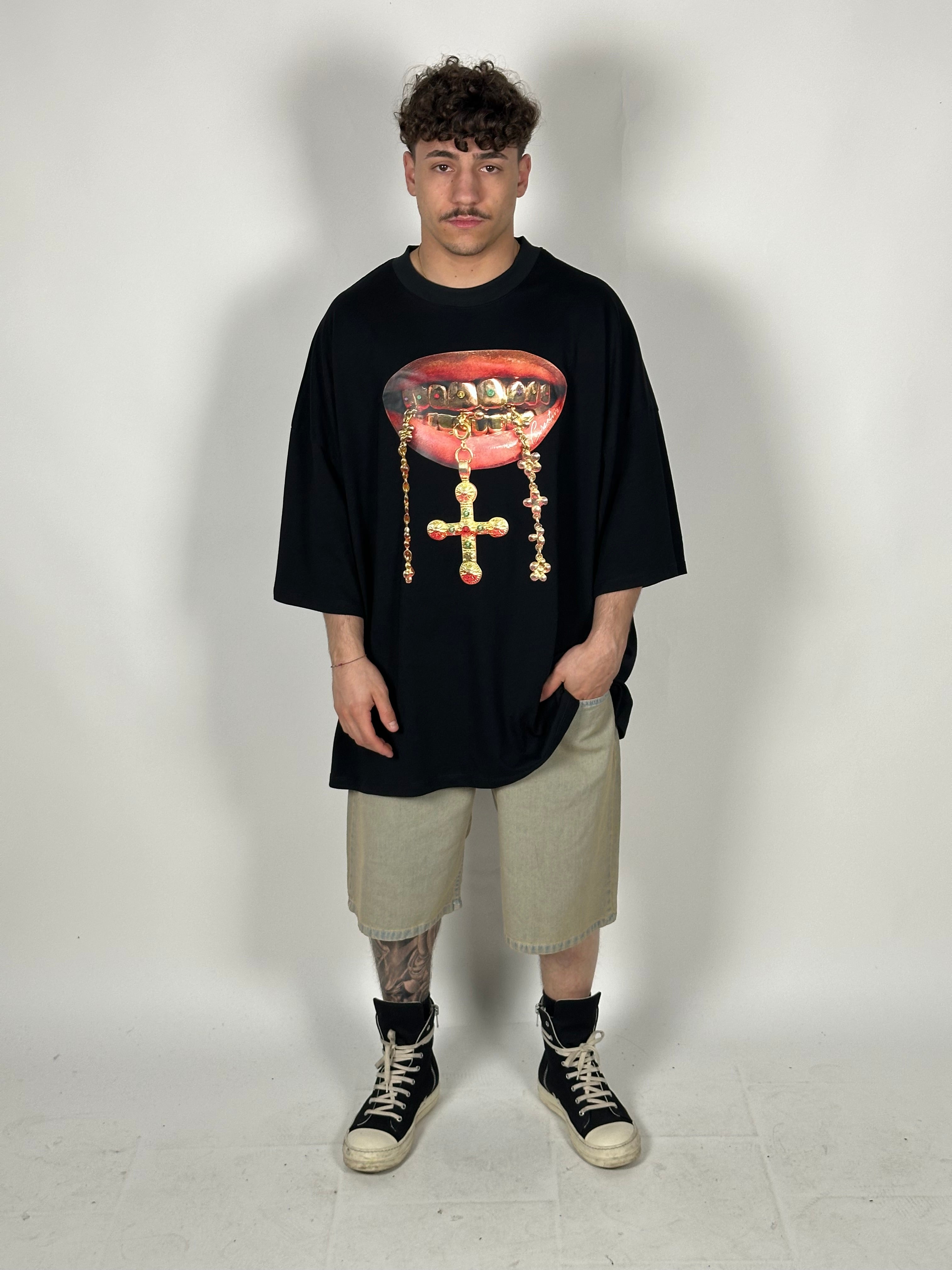 T-SHIRT CREATIVE