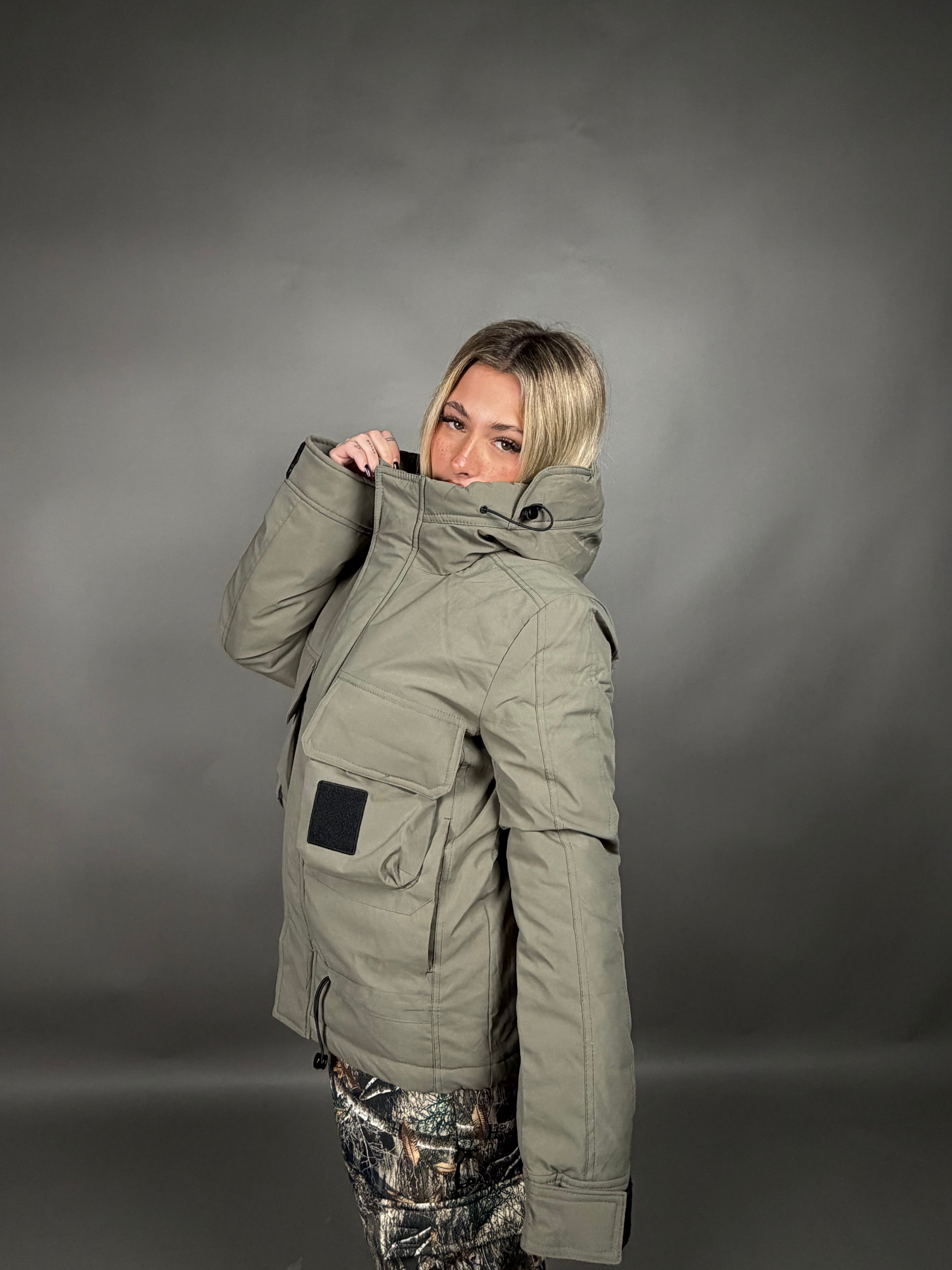 JACKET EXPLORER