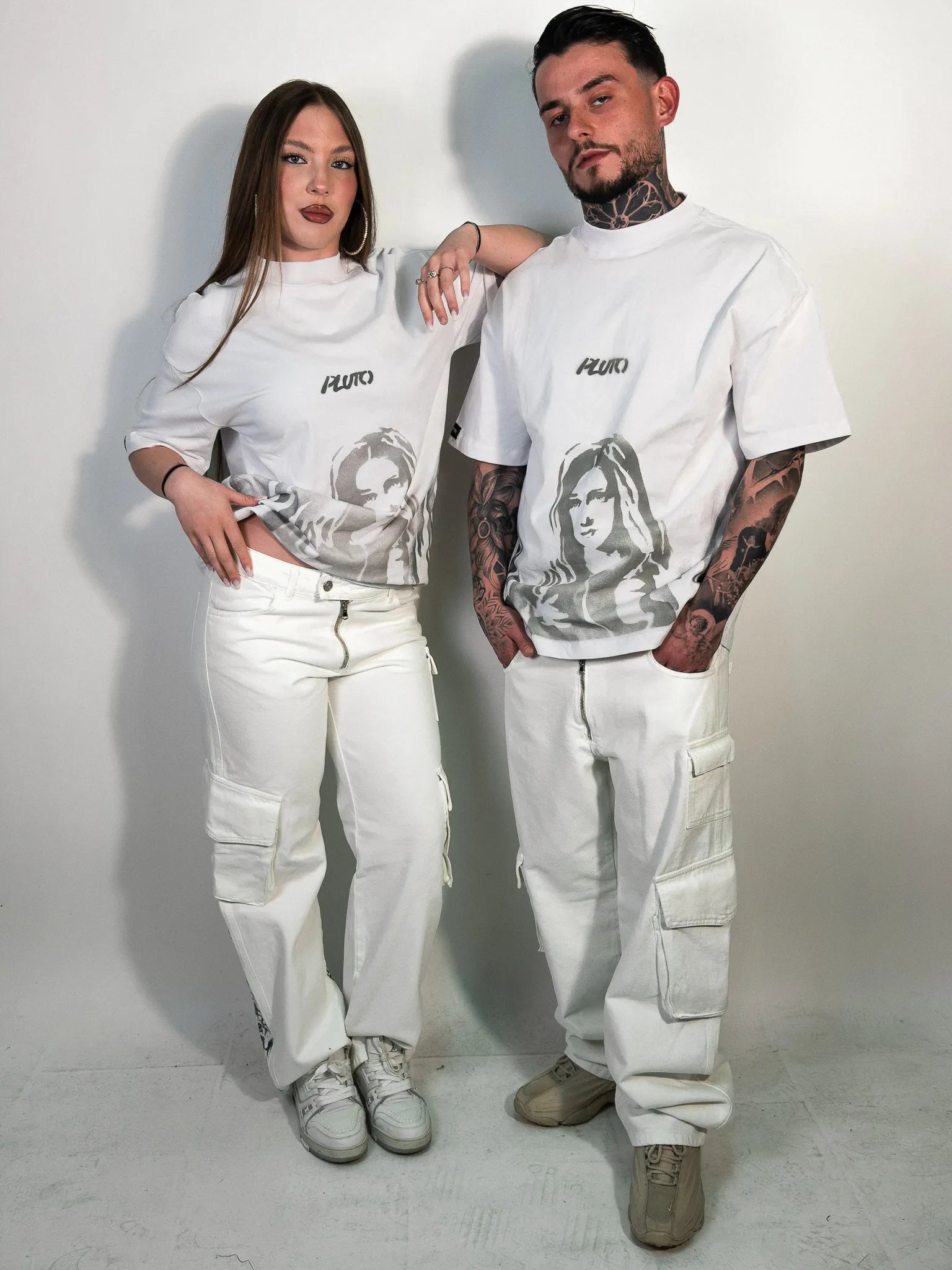 T-SHIRT MARY PlutoxAmbition