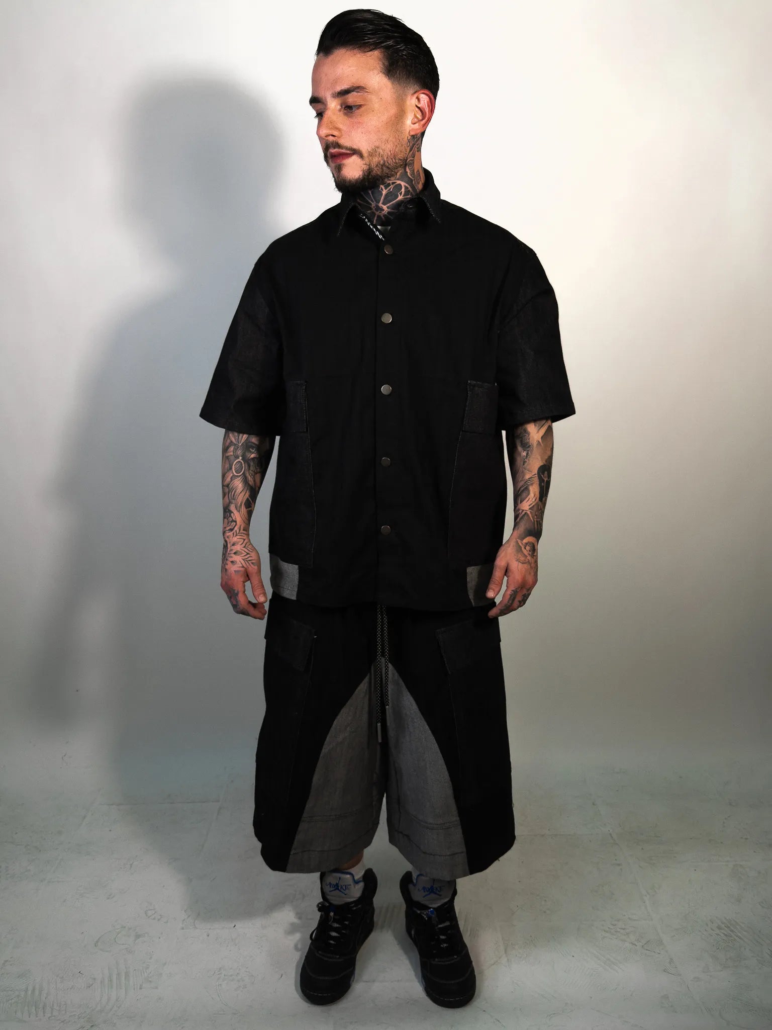 LOOK NOIR SPLIT