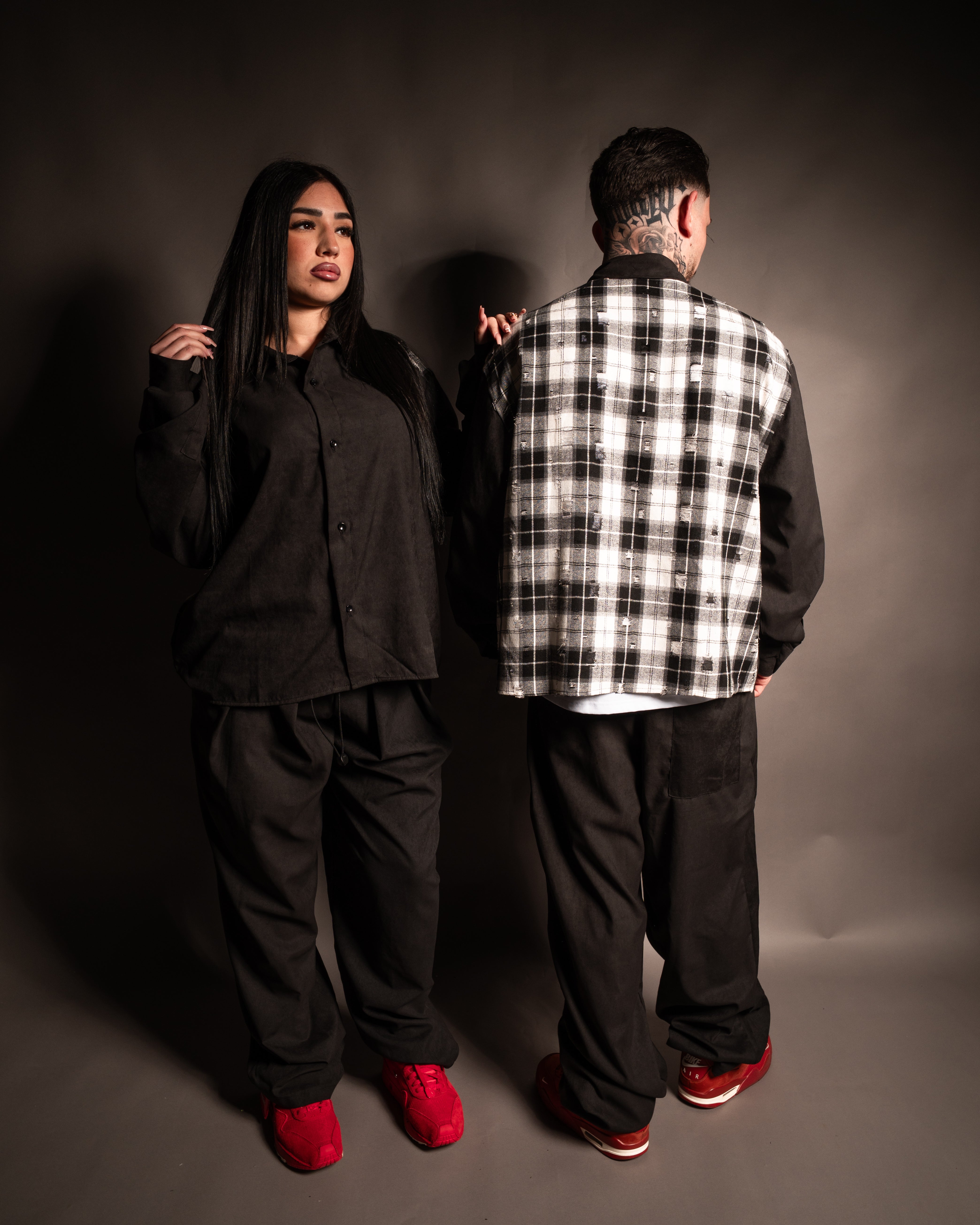 LOOK BLACK CIRCUS