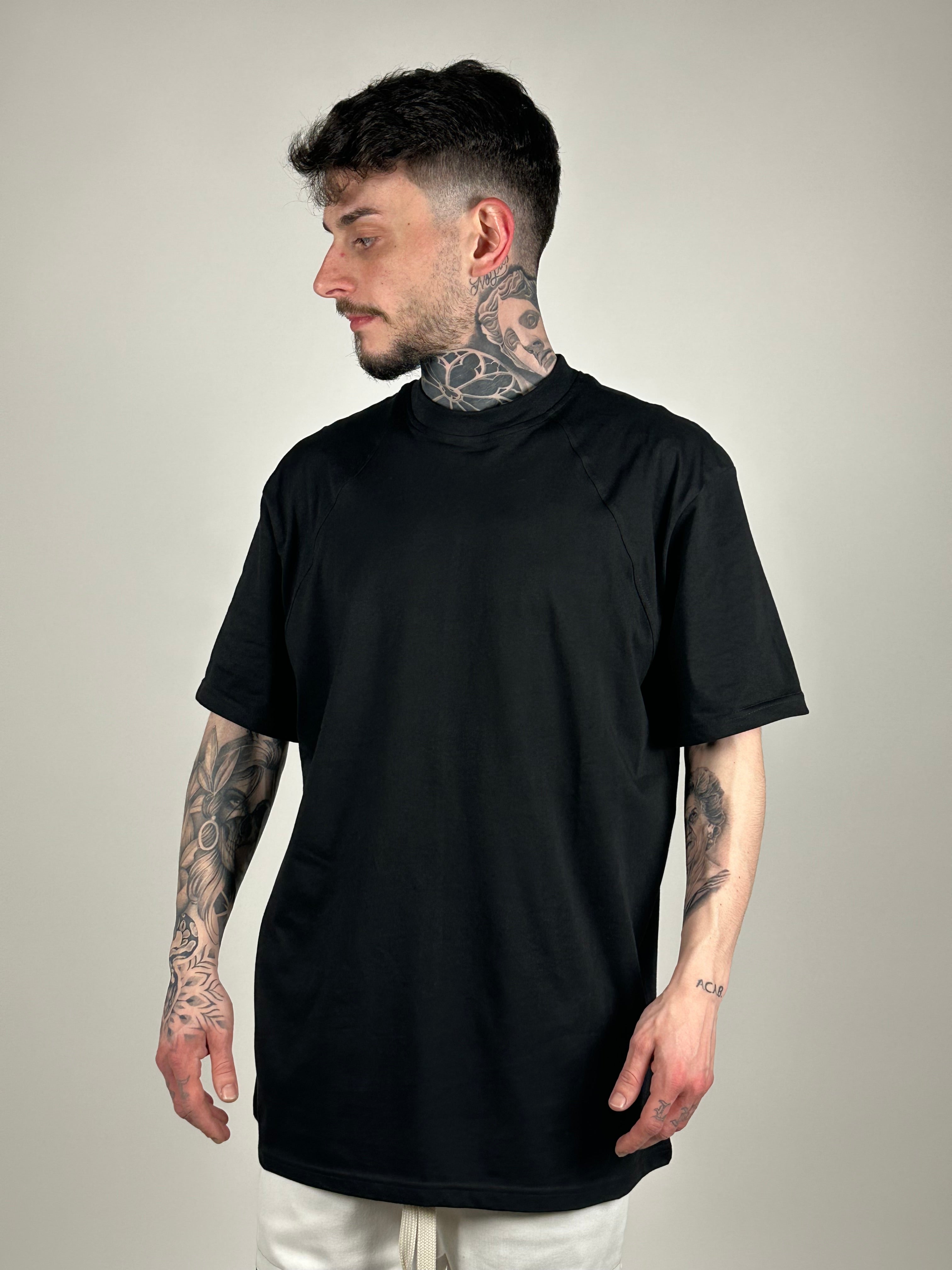 T-SHIRT TAGLI BLACK