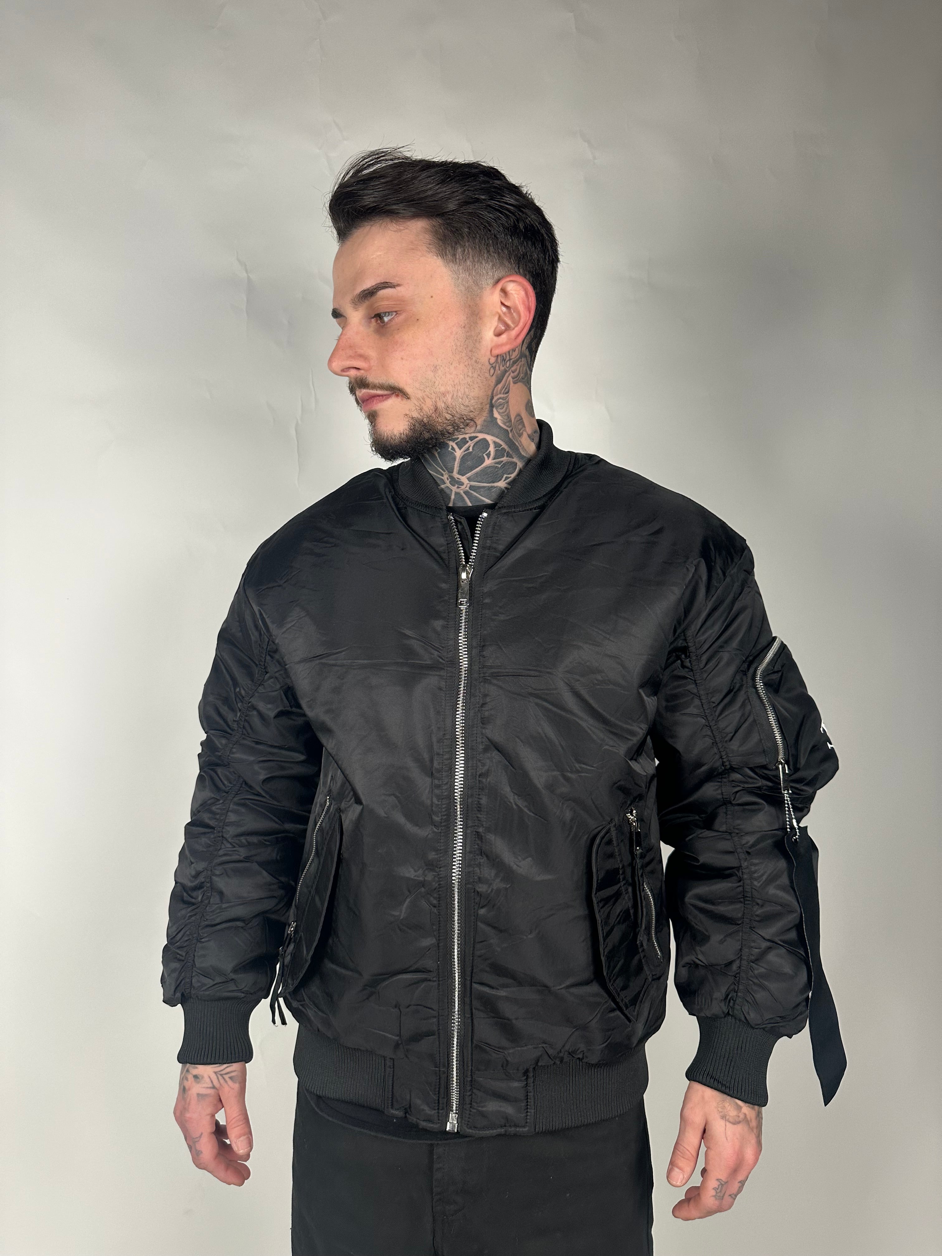 BOMBER BLACK CIRCUS