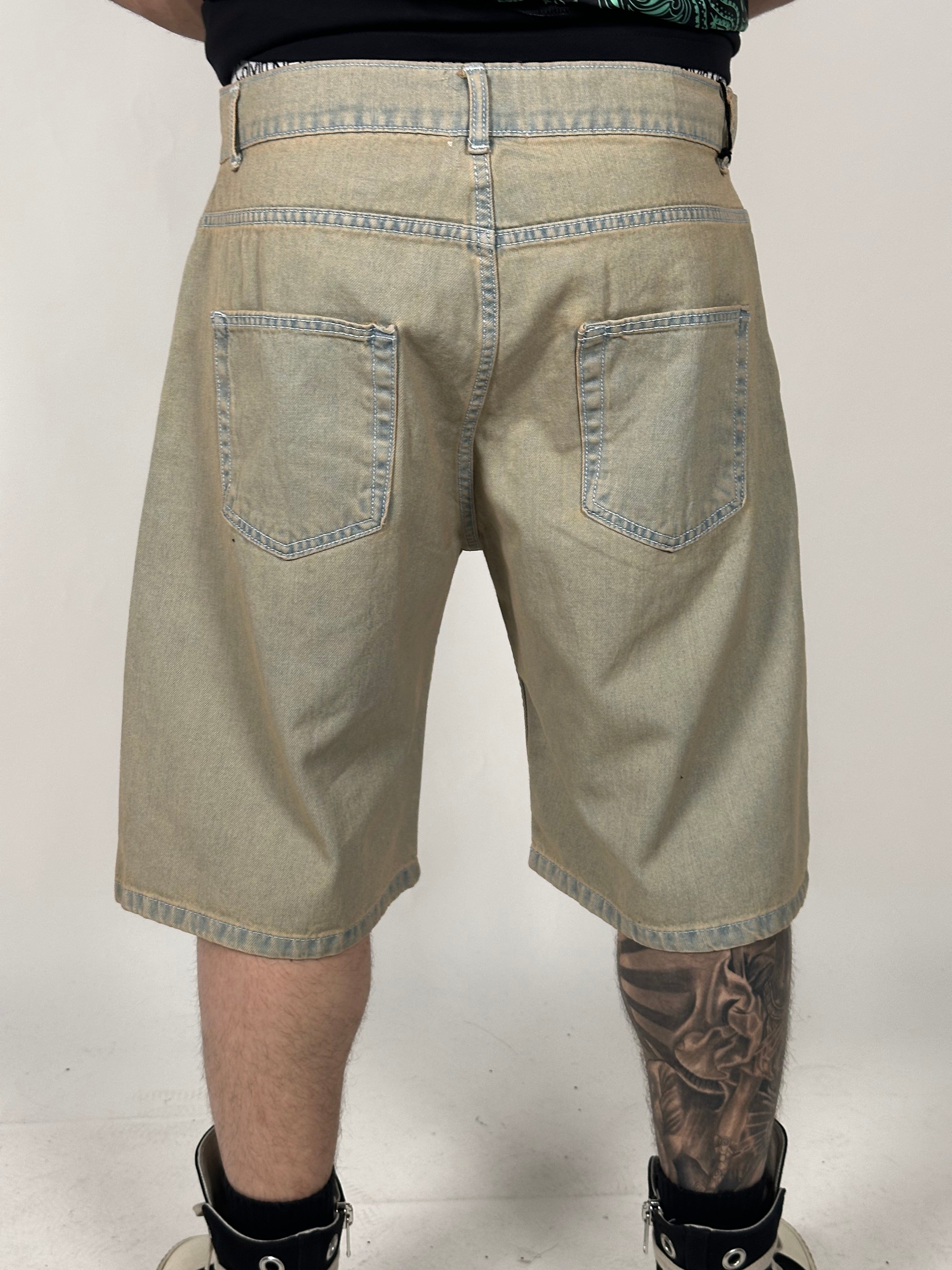 SHORTS BANDANA