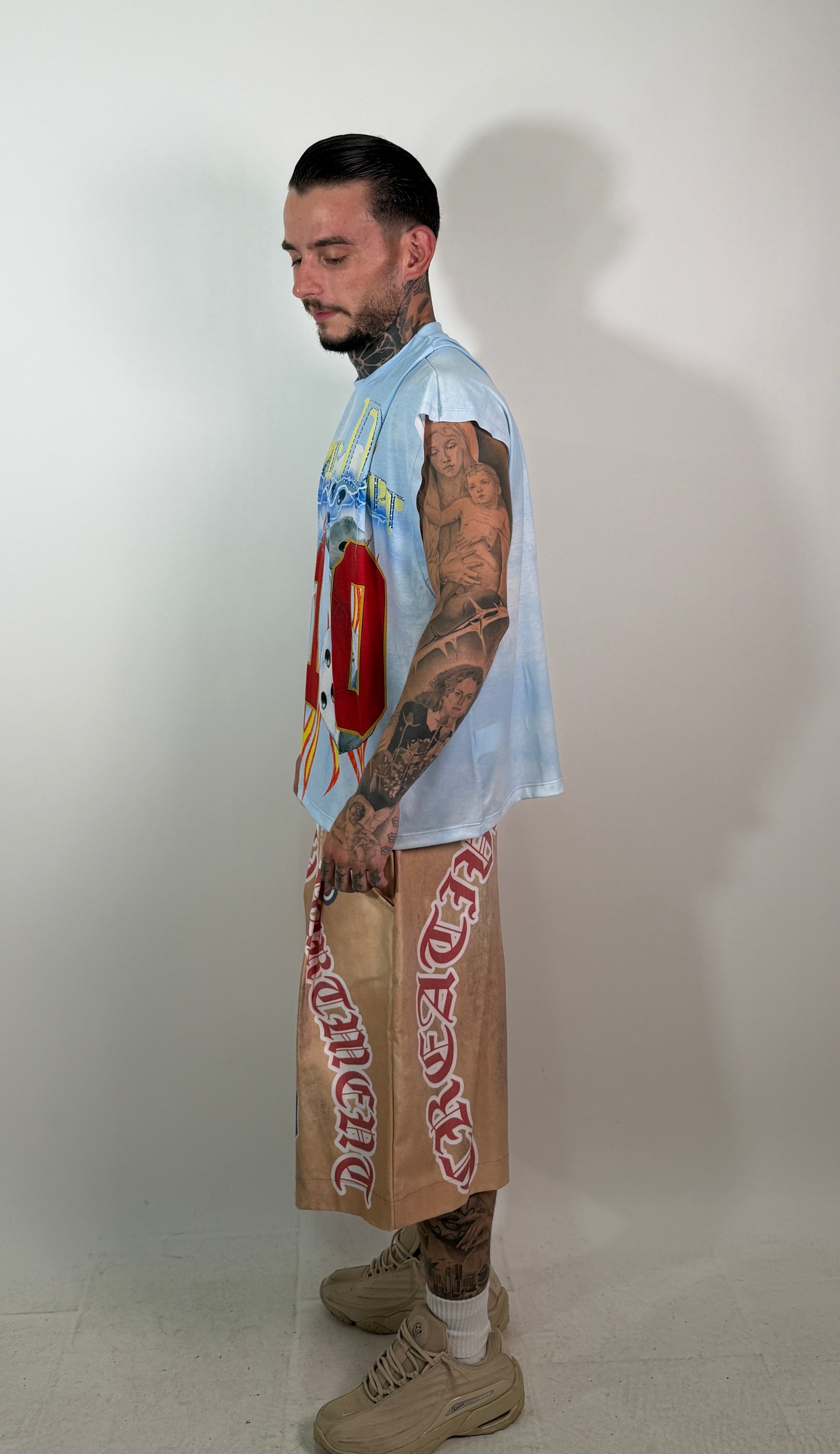 LOOK CREATIVE