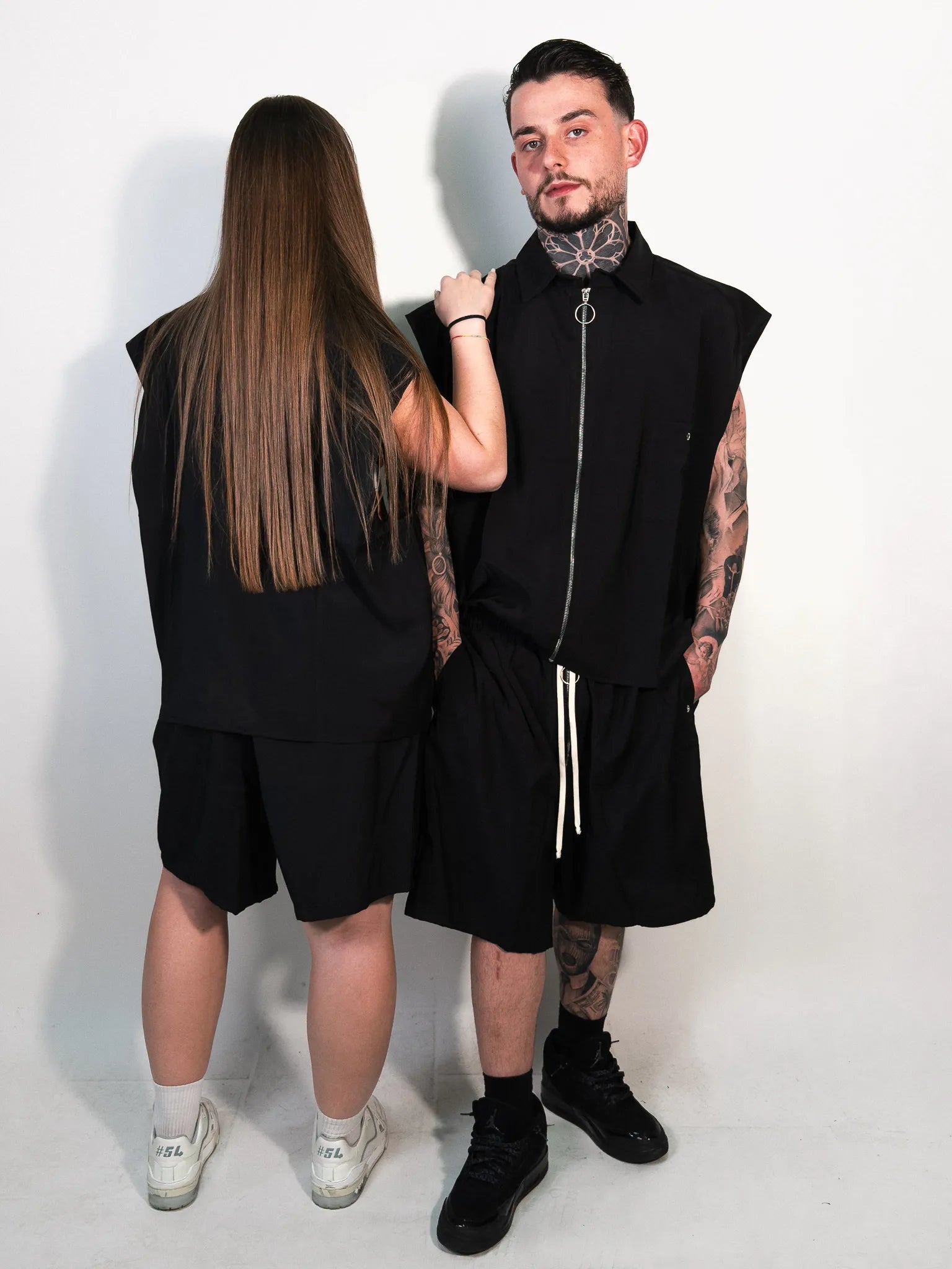 LOOK RICK BLACK CIRCUS