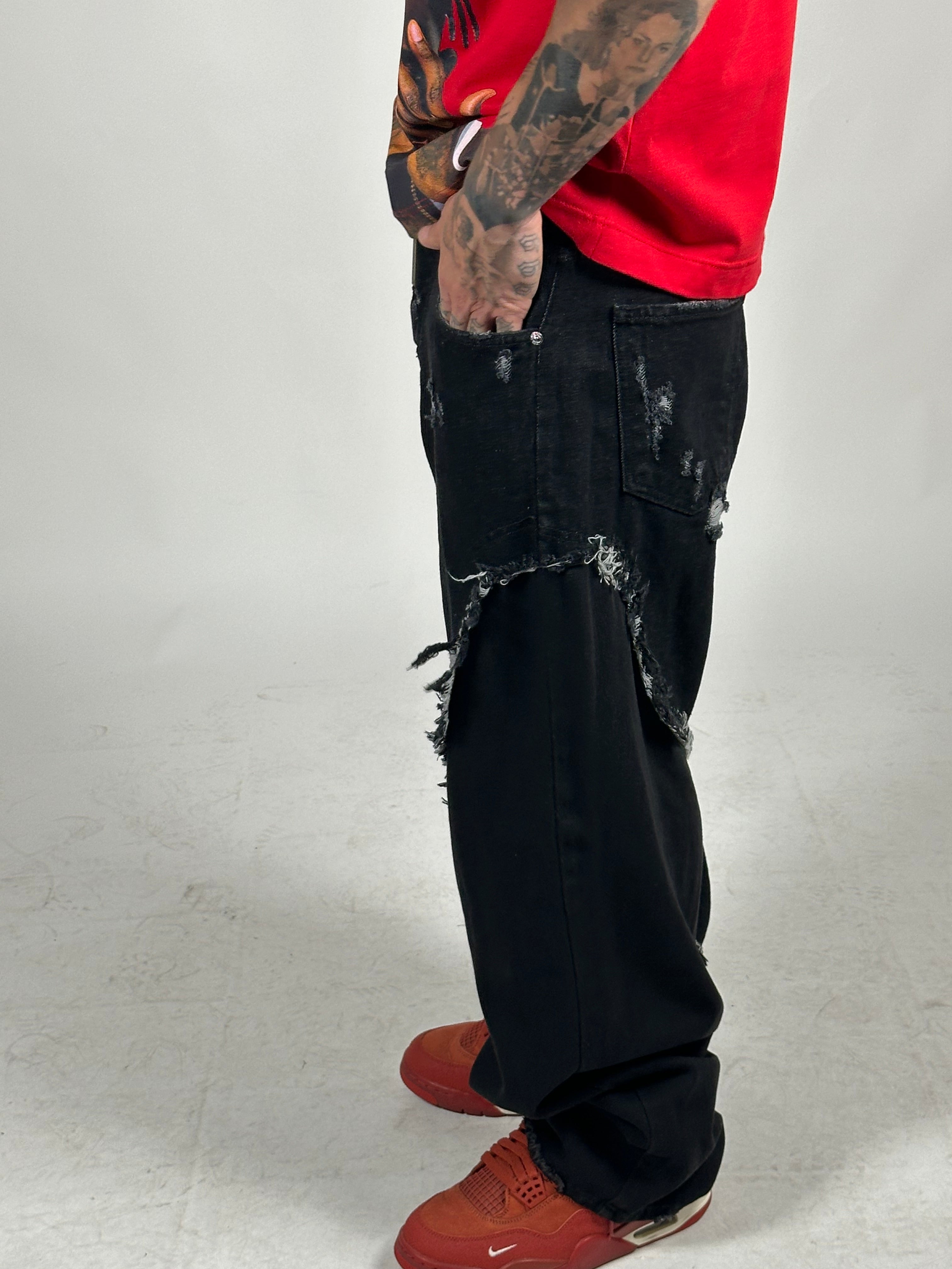 SUPER BAGGY FRAYED