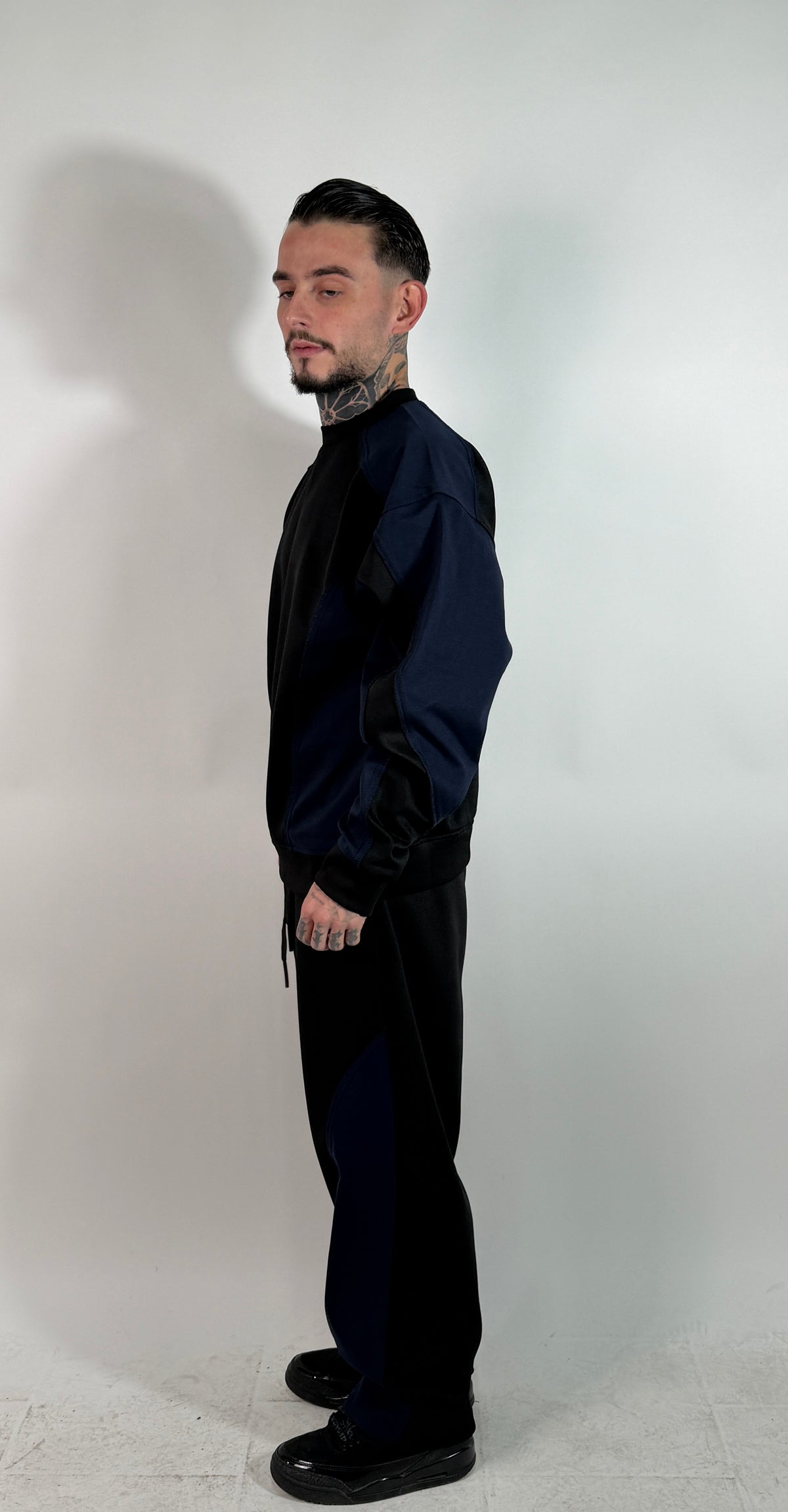 TRACK SUIT EMPTY FEAR
