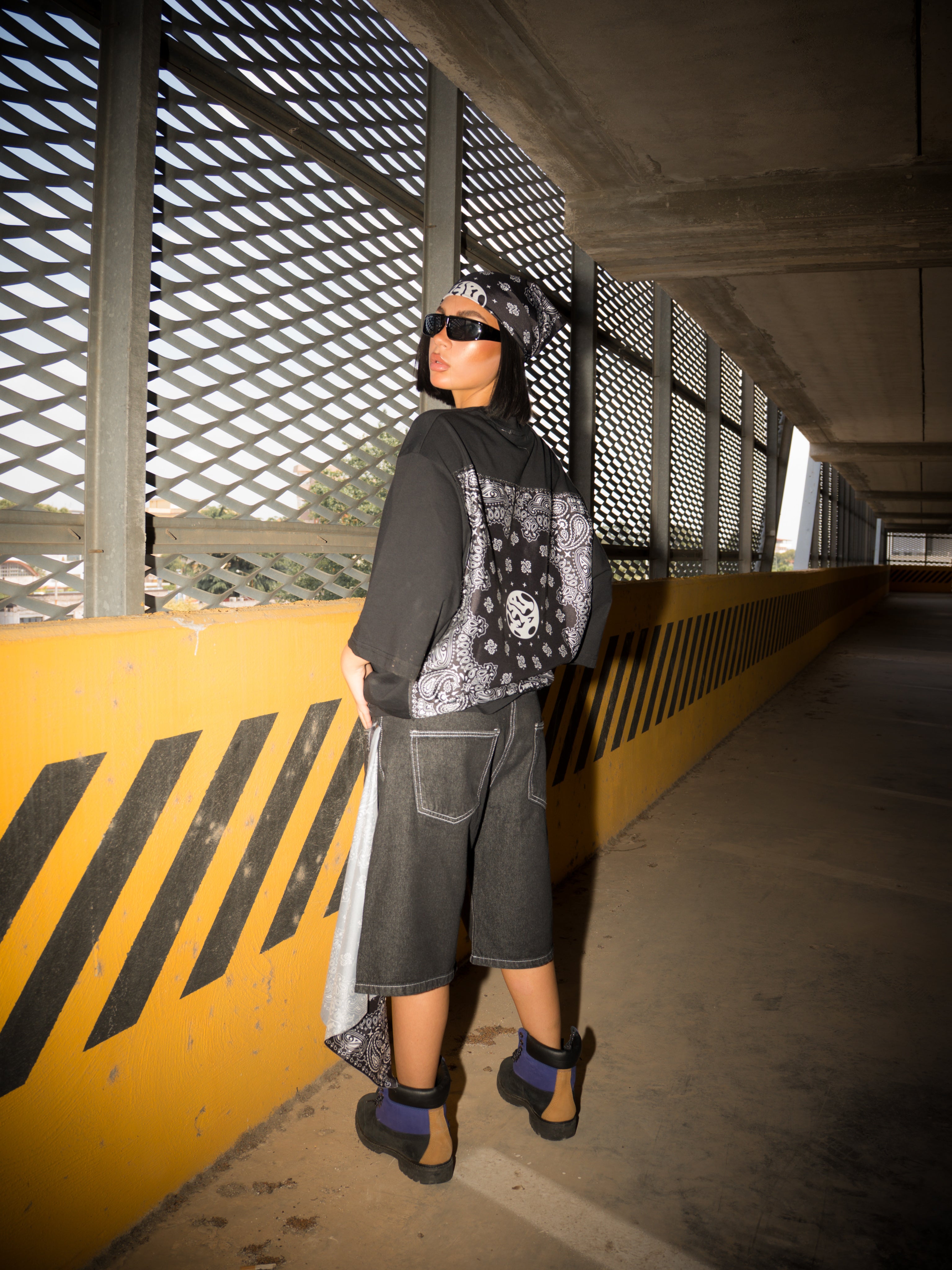 SHORTS BANDANA