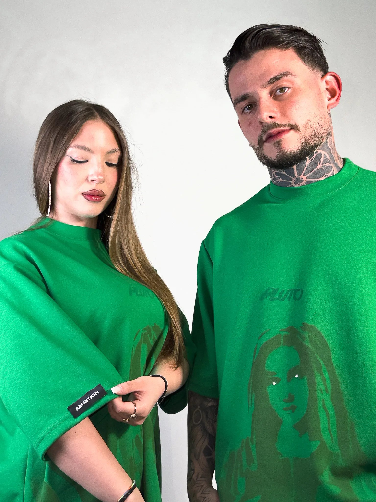 T-SHIRT MARY PlutoxAmbition