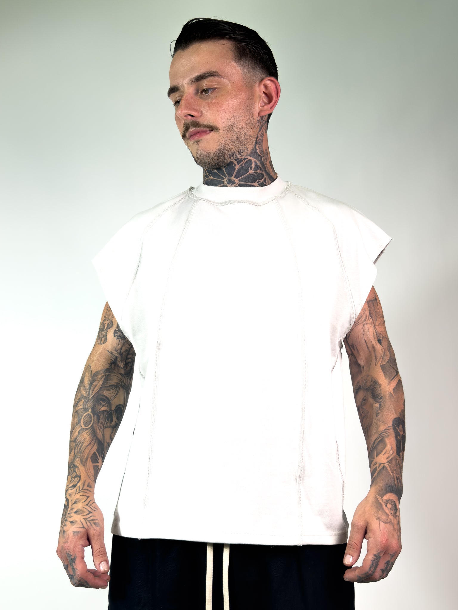 T-VEST EMPTY BLACKCIRCUS