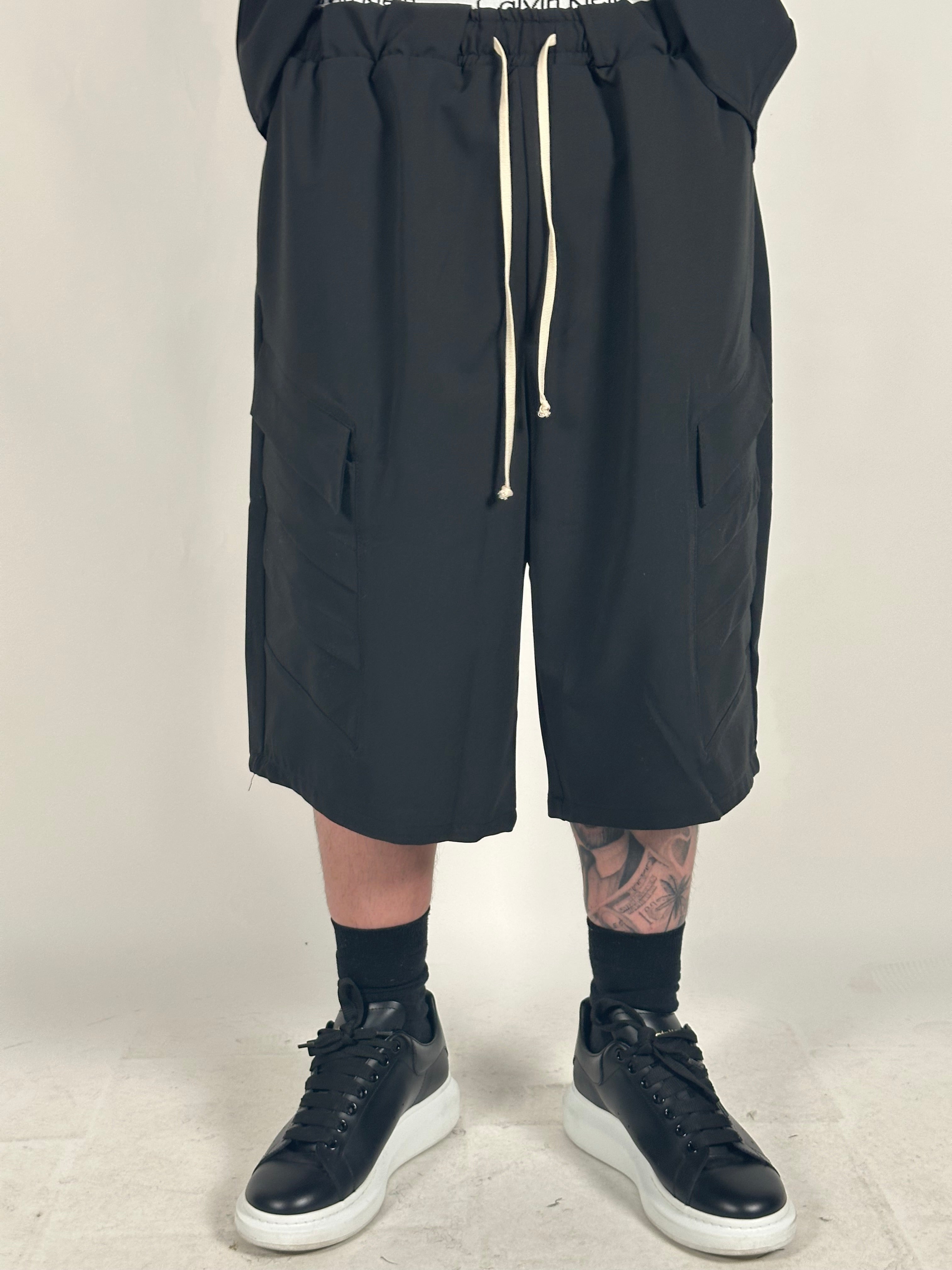 SHORT KYO BLACK CIRCUS