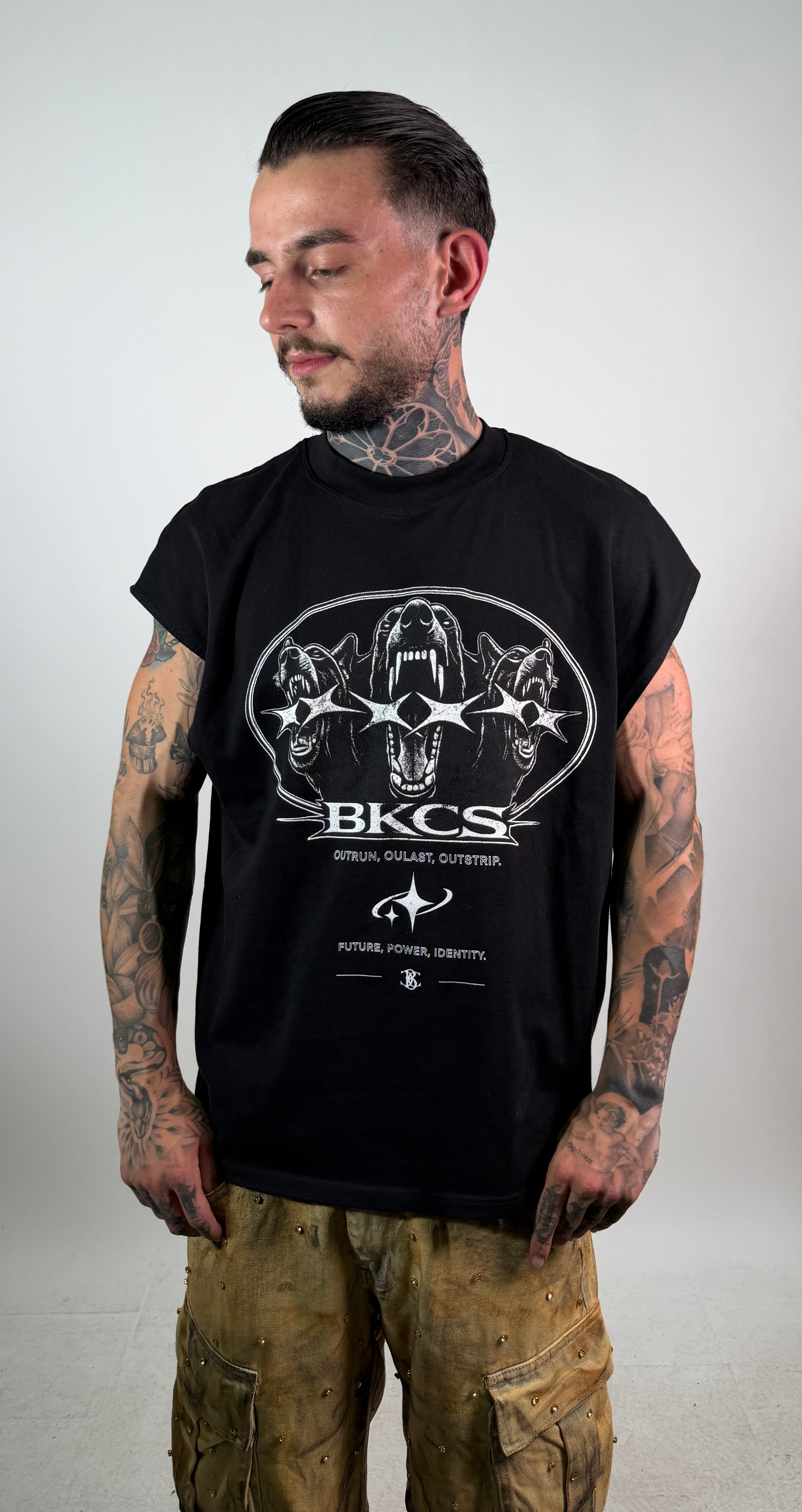 T-VEST  BLACKCIRCUS
