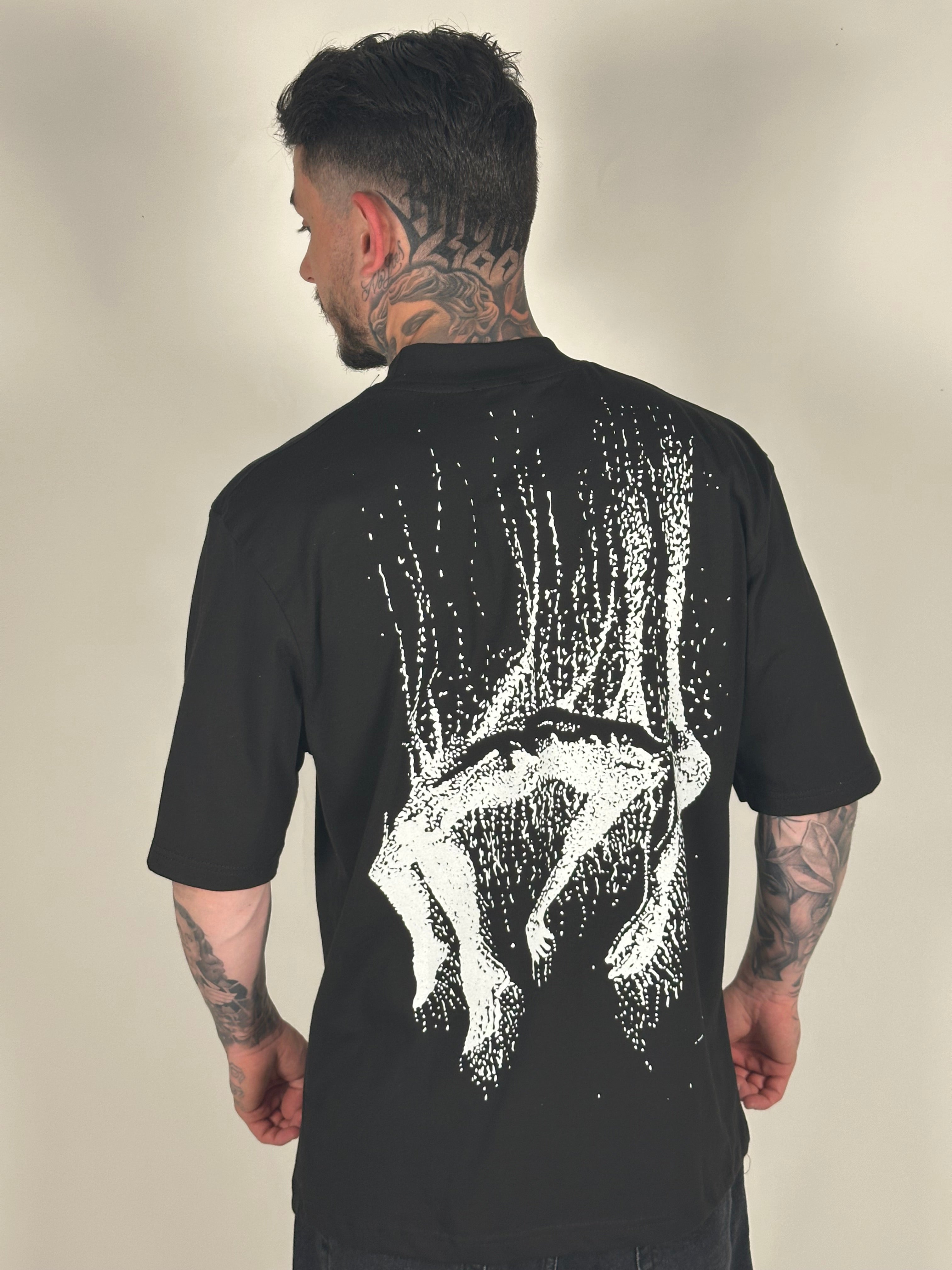 T-SHIRT REBORN