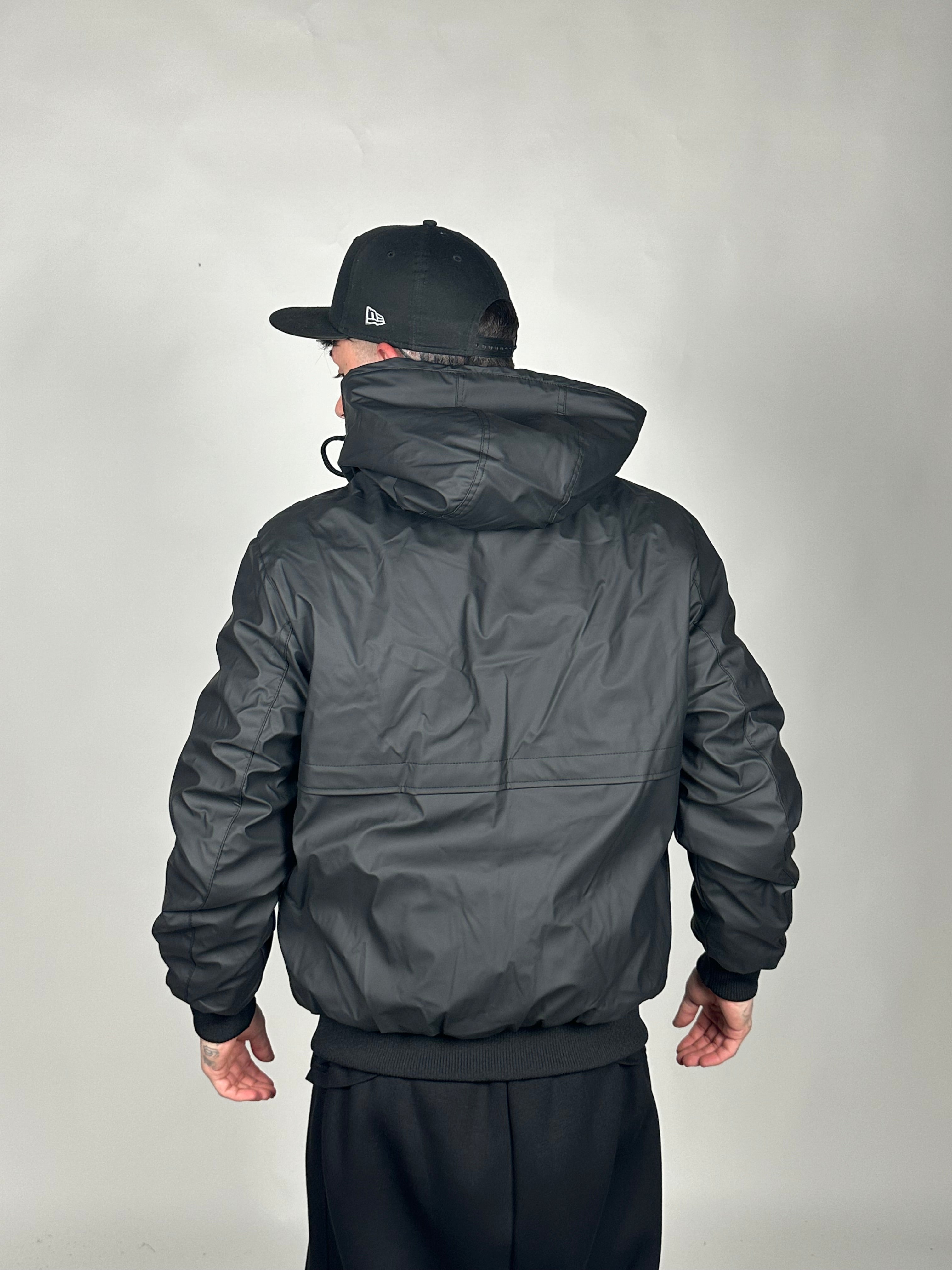 JACKET CRIME