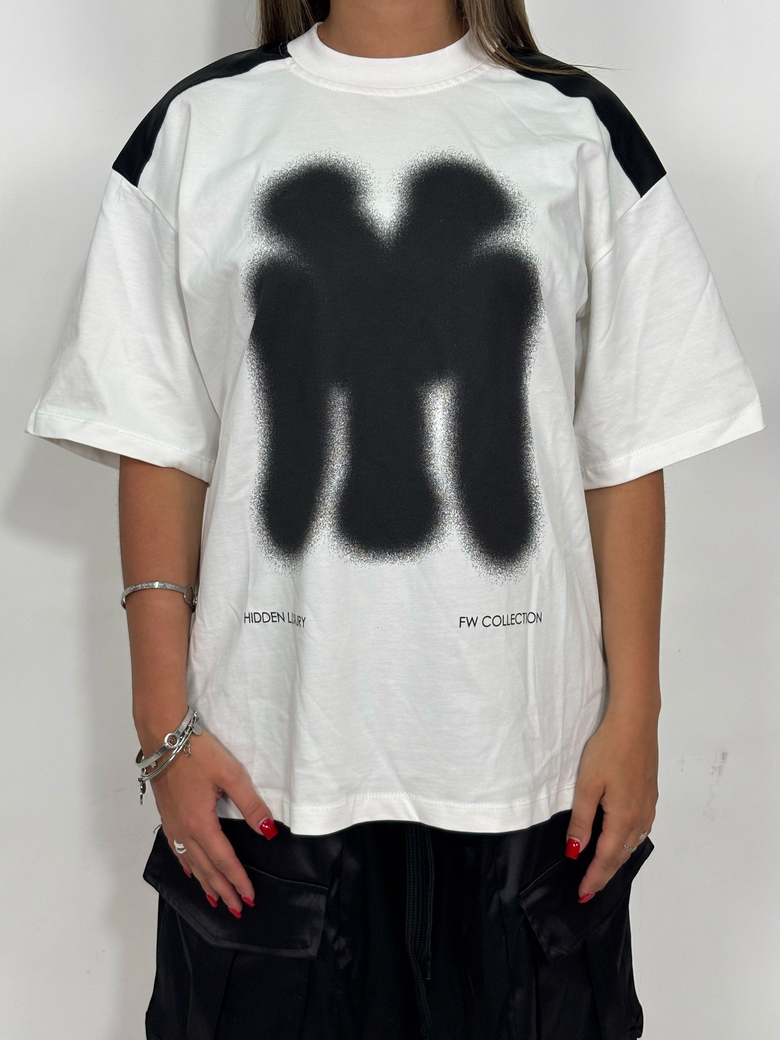 T-SHIRT SPRAYED