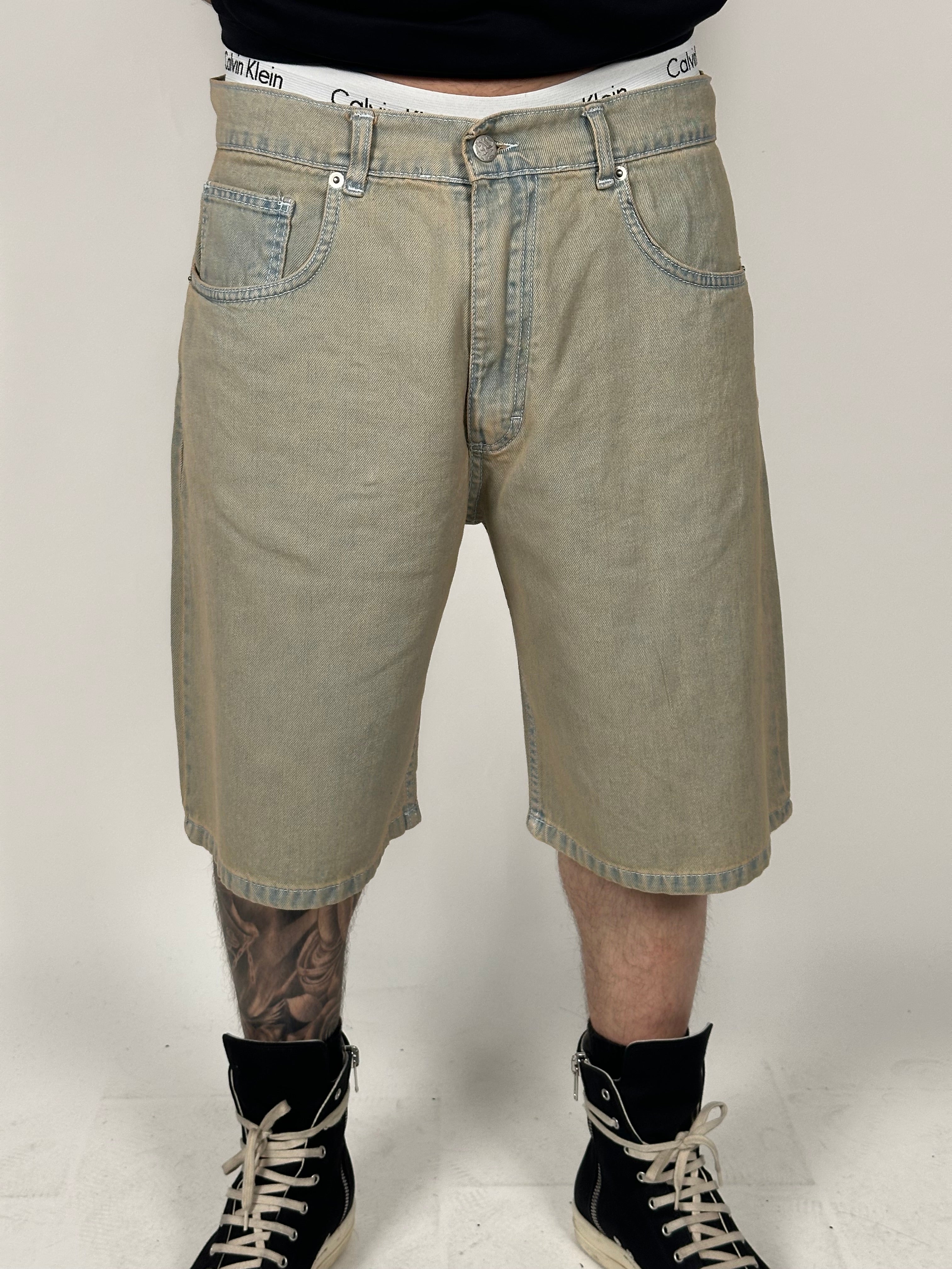 SHORTS BANDANA