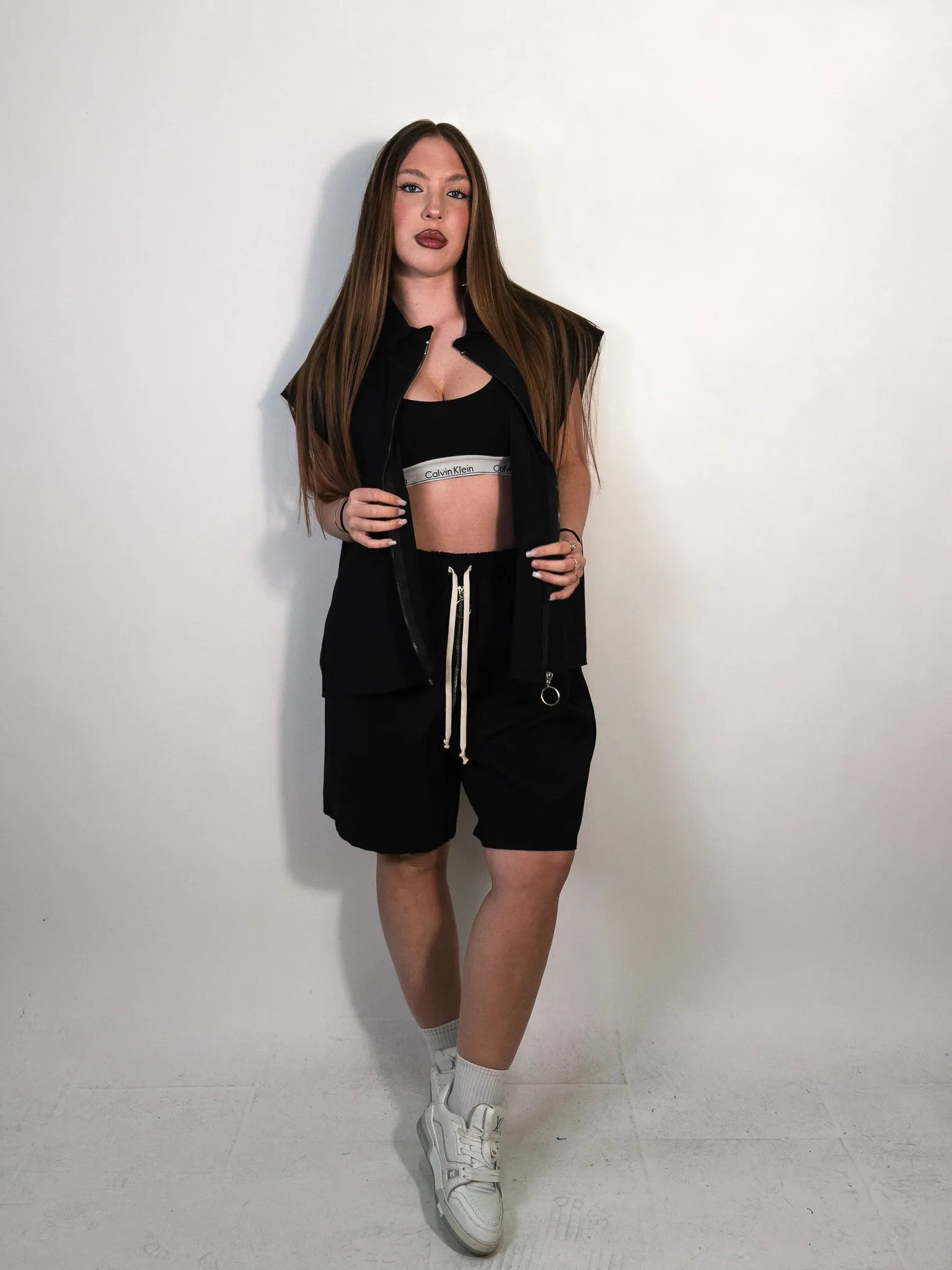 LOOK RICK BLACK CIRCUS