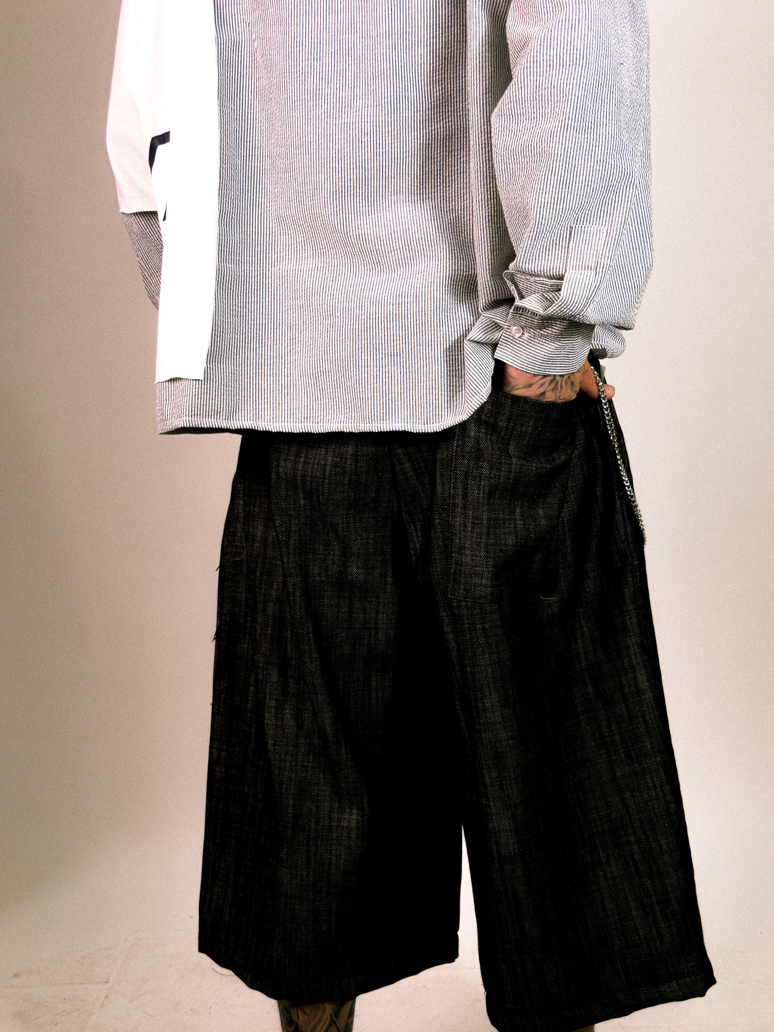 JORTS DETROID BLACKCIRCUS