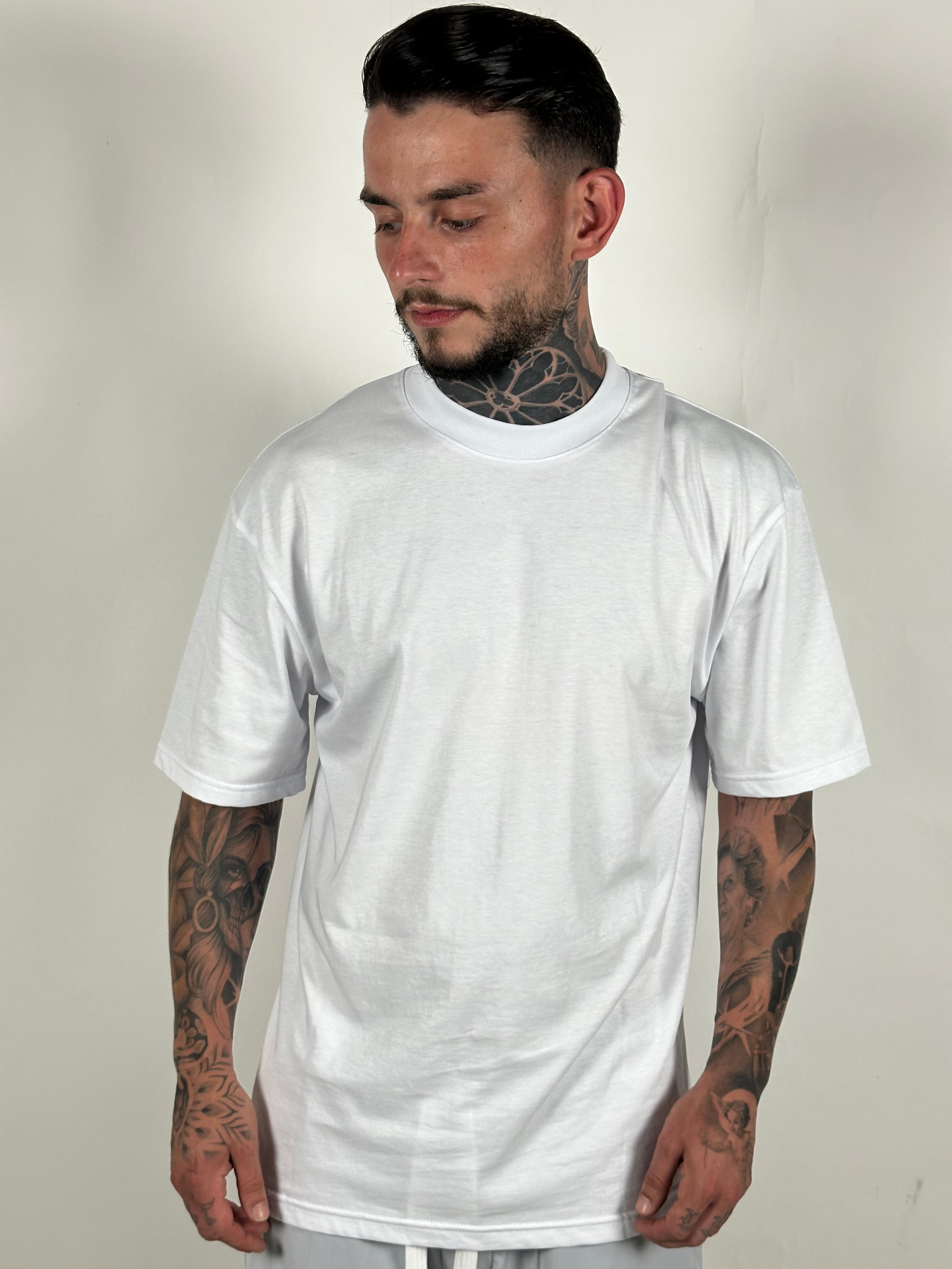 T-SHIRT SHADOW