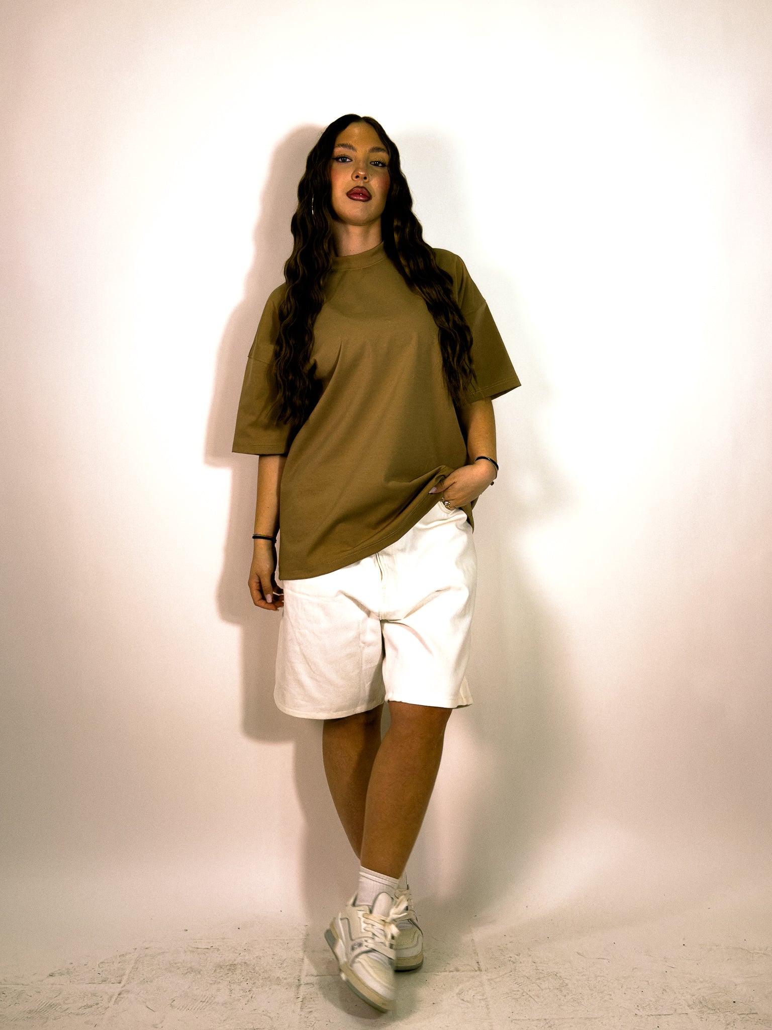 SHORT WHITE MINIMAL