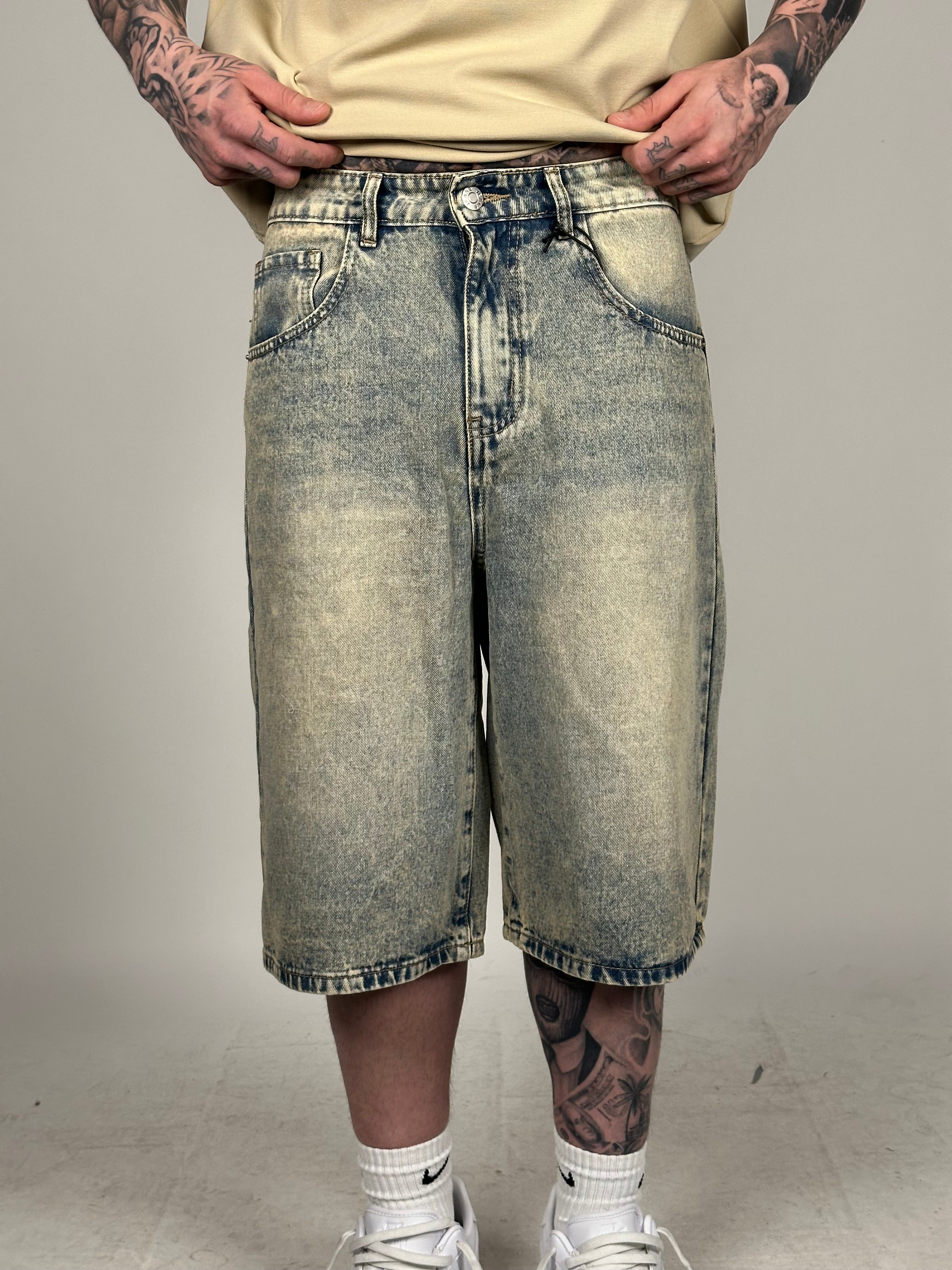 SHORT JUICY