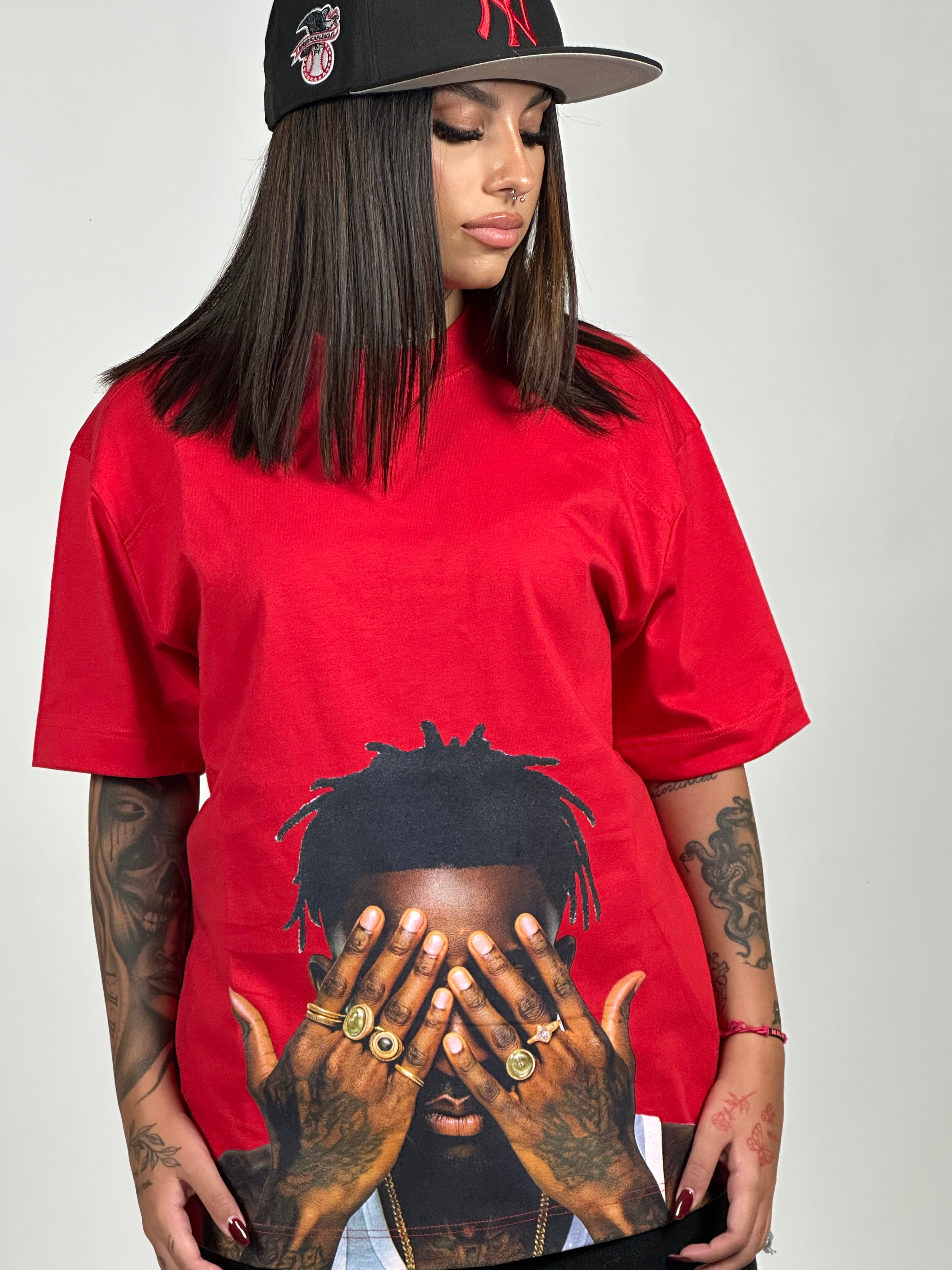 T-SHIRT FACE OFF