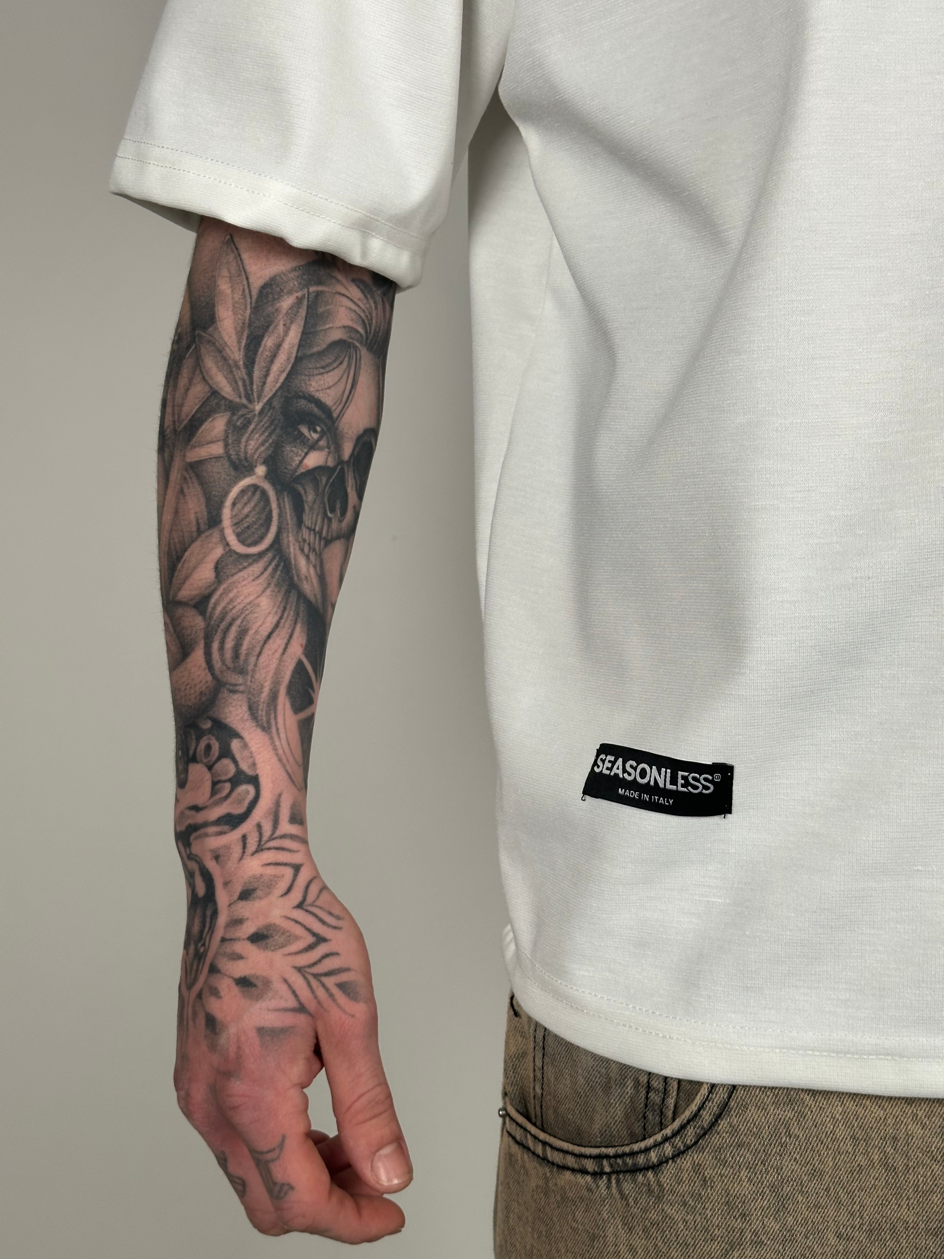 T-SHIRT EMPTY