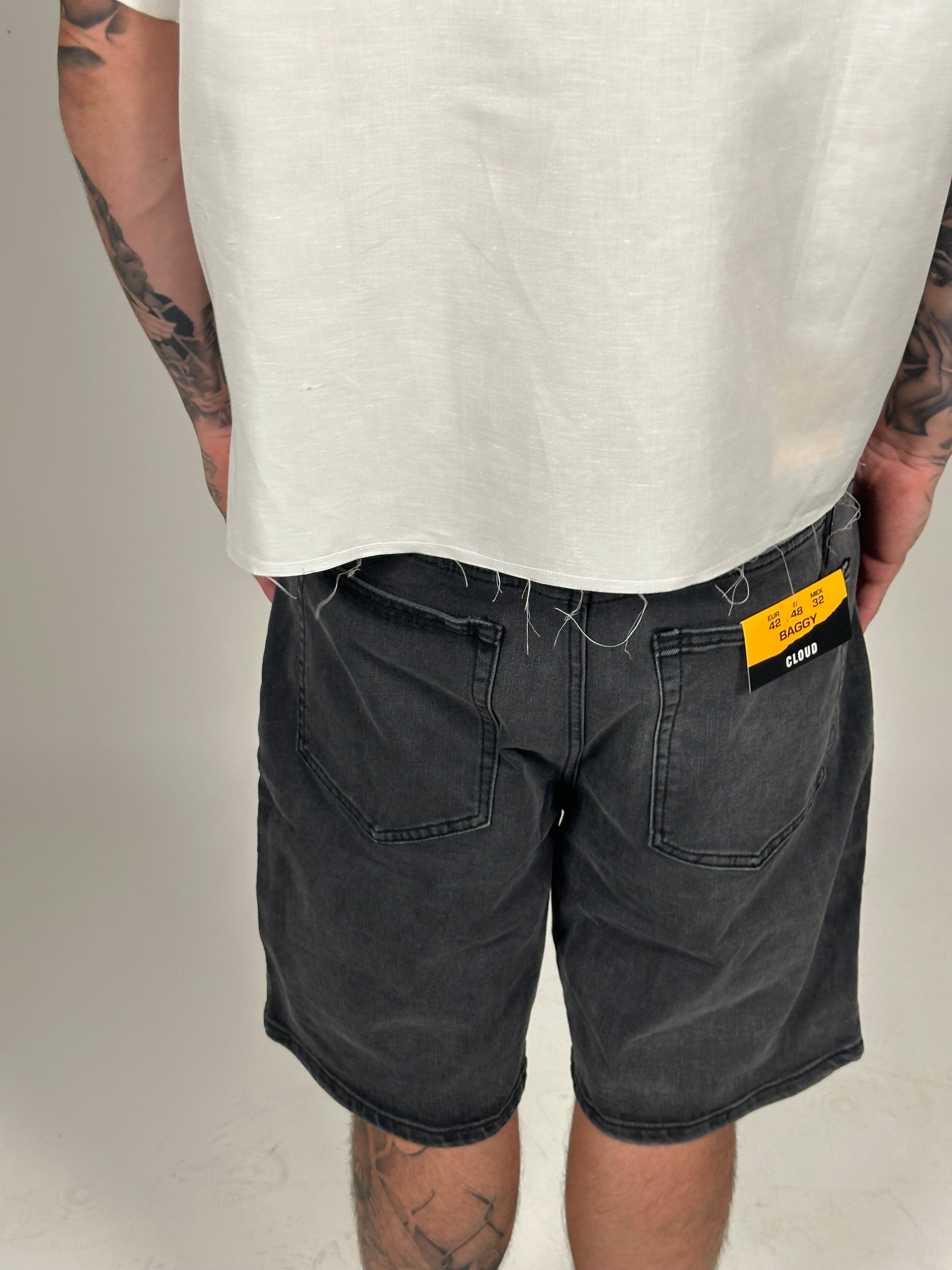 SHORTS EMPTY BLACK