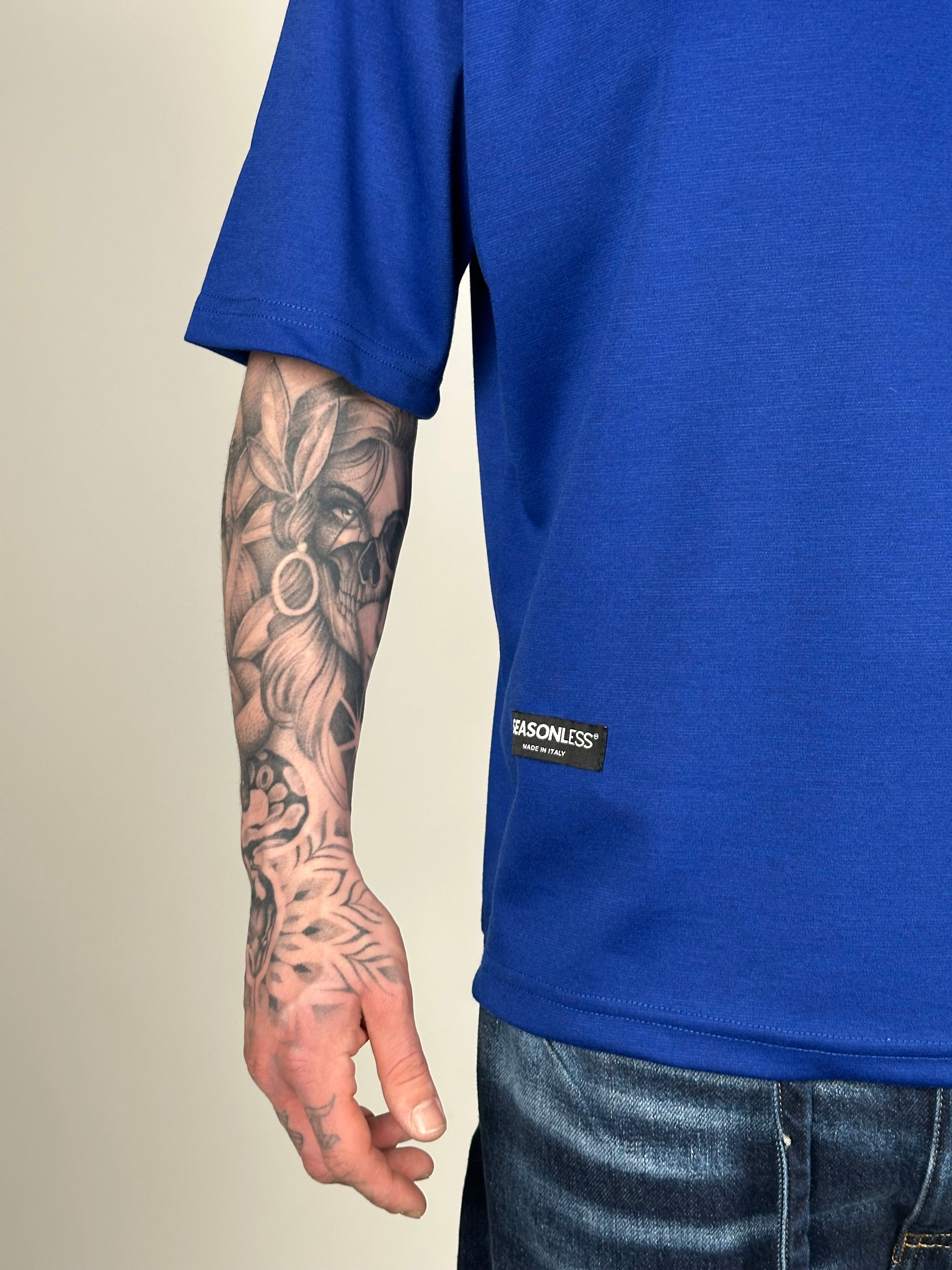 T-SHIRT EMPTY
