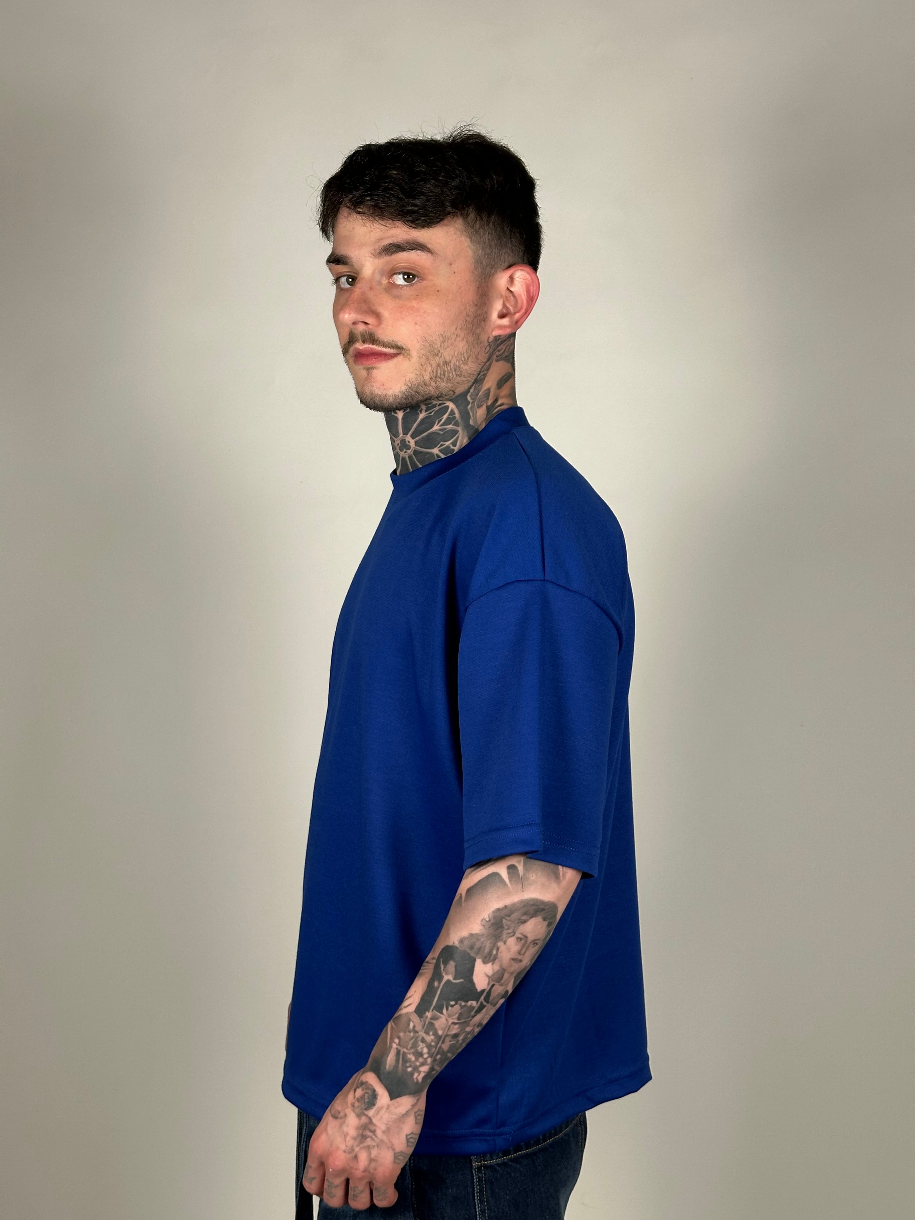 T-SHIRT EMPTY