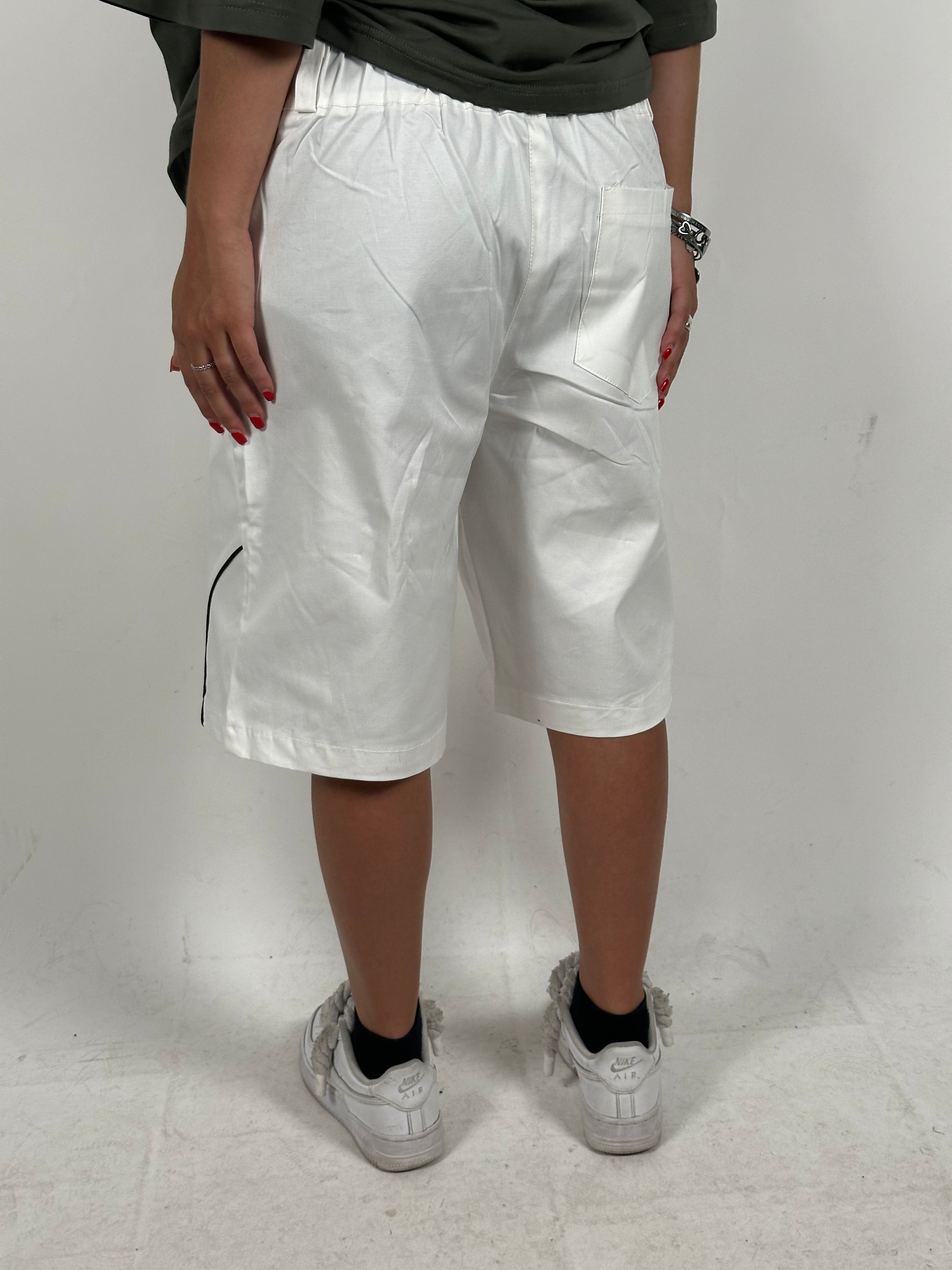 SHORTS NO LIMIT WHITE