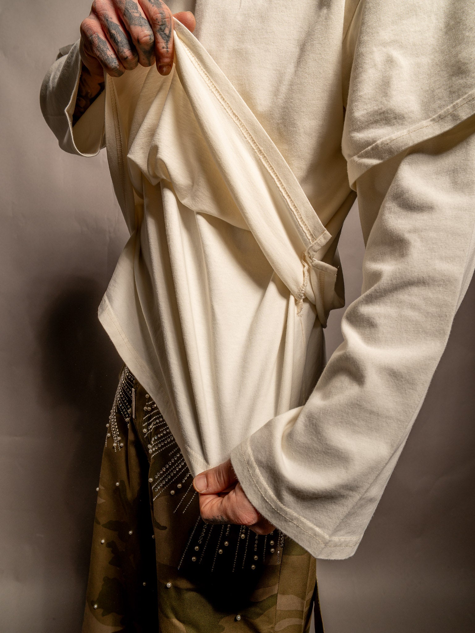 LONG SLEEVE MINIMAL