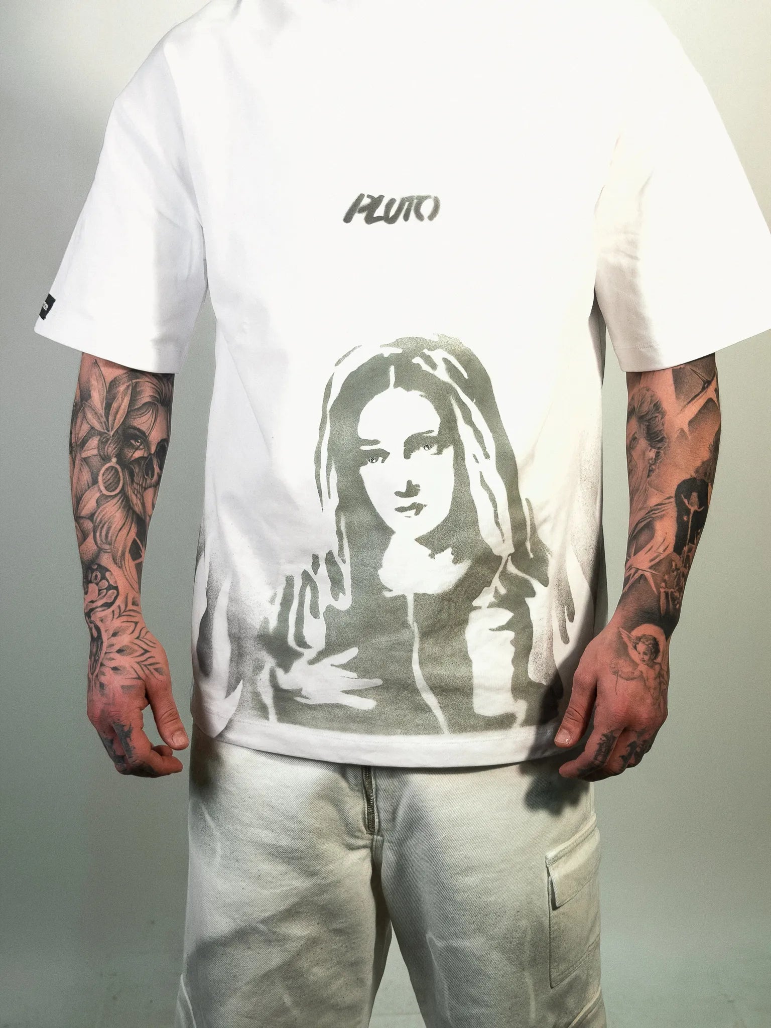 T-SHIRT MARY PlutoxAmbition