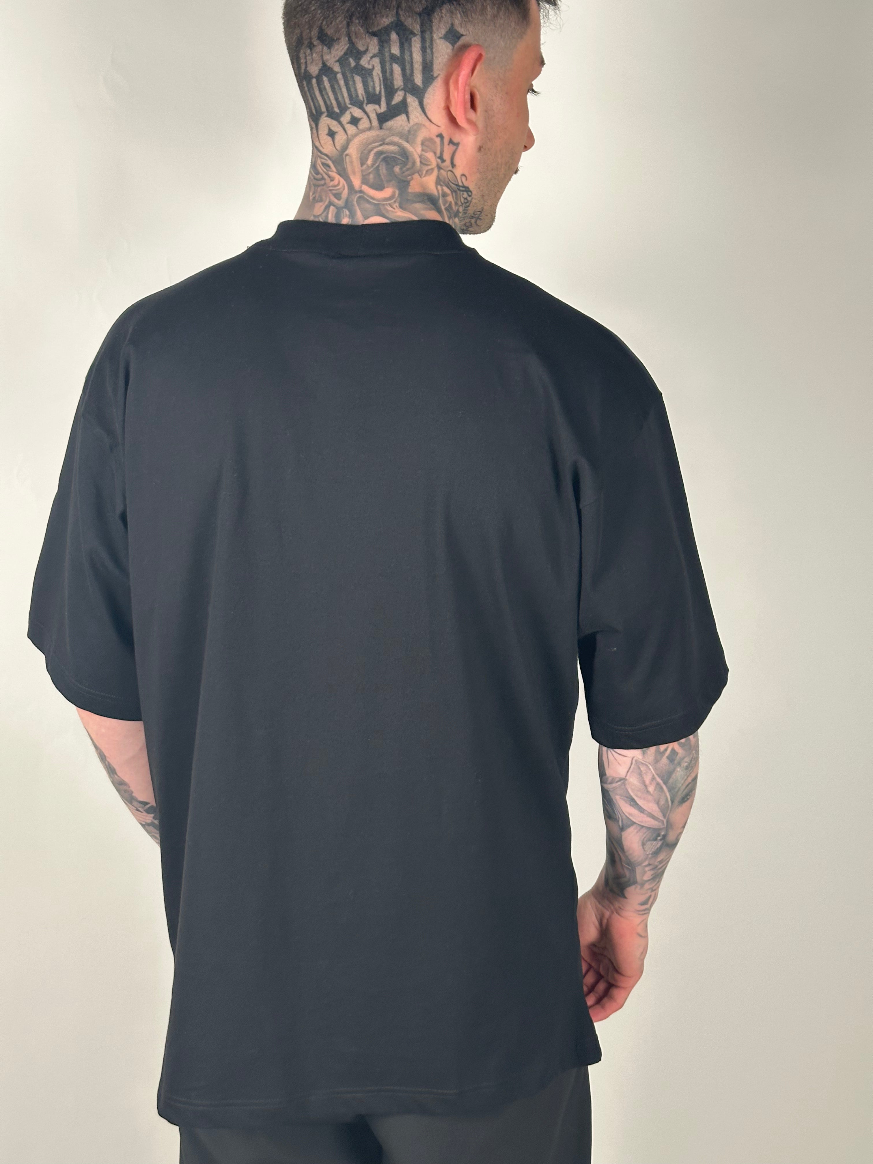 T-SHIRT LIP